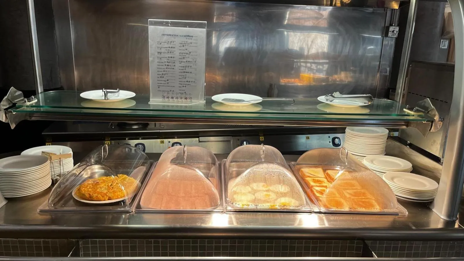 Breakfast in Cumbria Spa Hotel 3* Sup