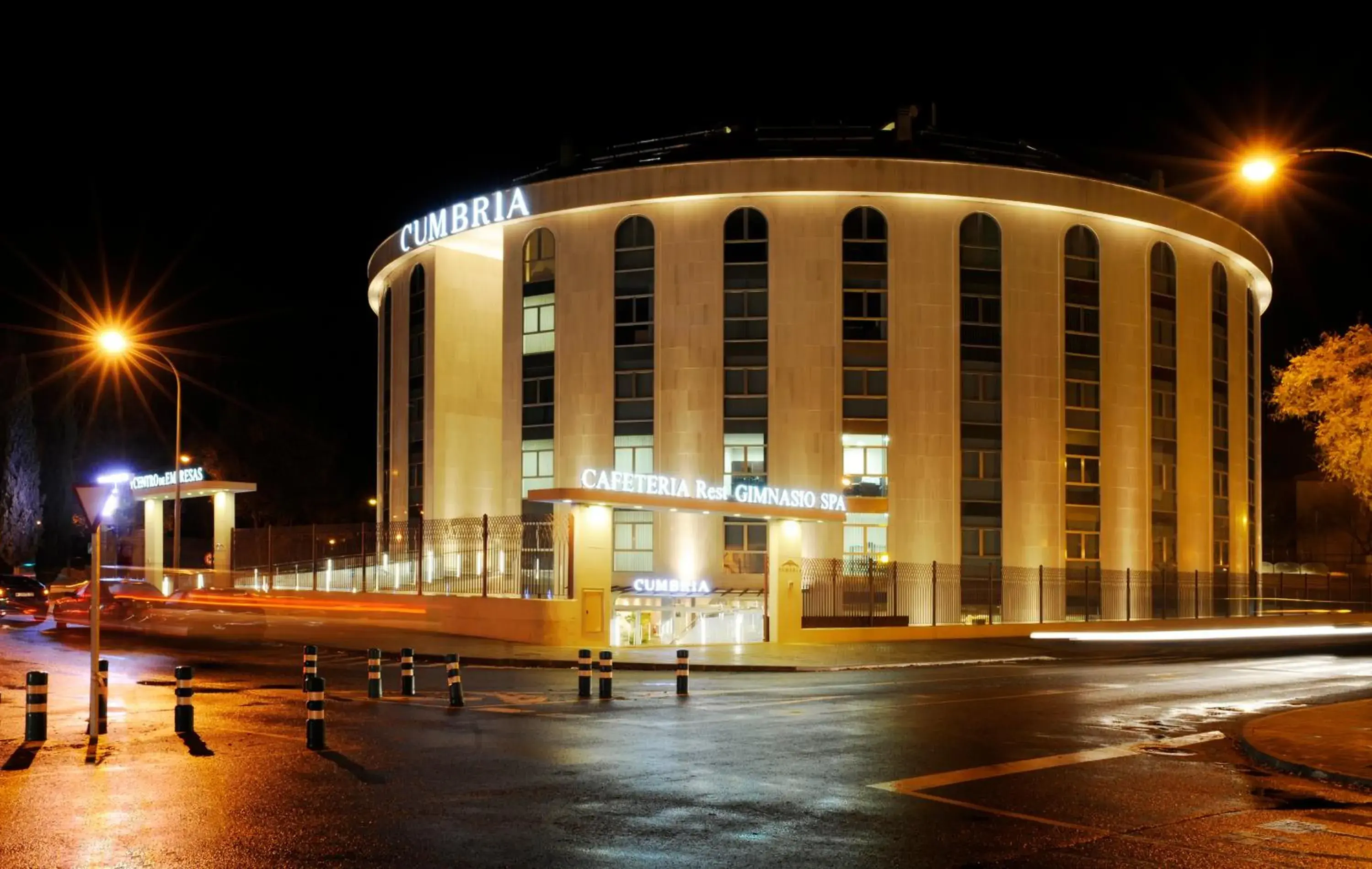 Facade/entrance in Cumbria Spa Hotel 3* Sup Facade/entrance in Cumbria Spa Hotel 3* Sup