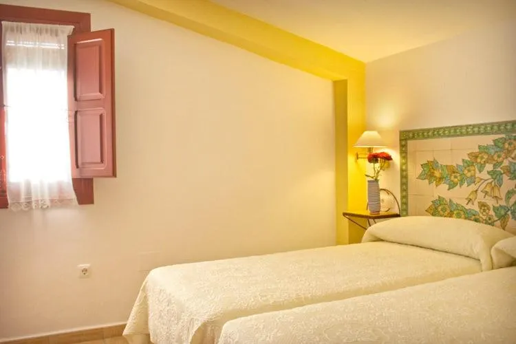 Bedroom, Bed in Hotel Rural El Molino de Felipe