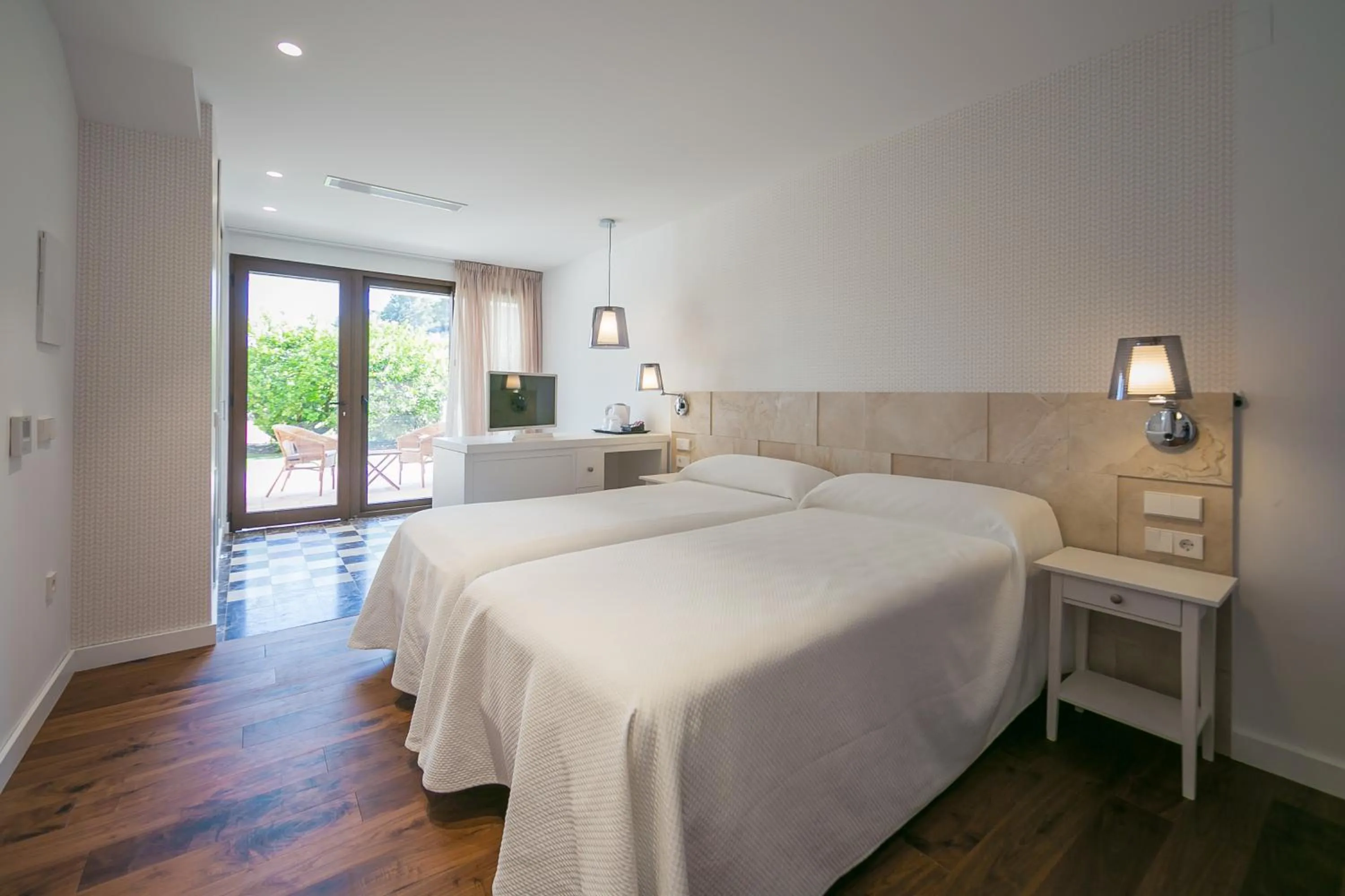 Junior Suite with Terrace - single occupancy in Hotel Rural El Molino de Felipe