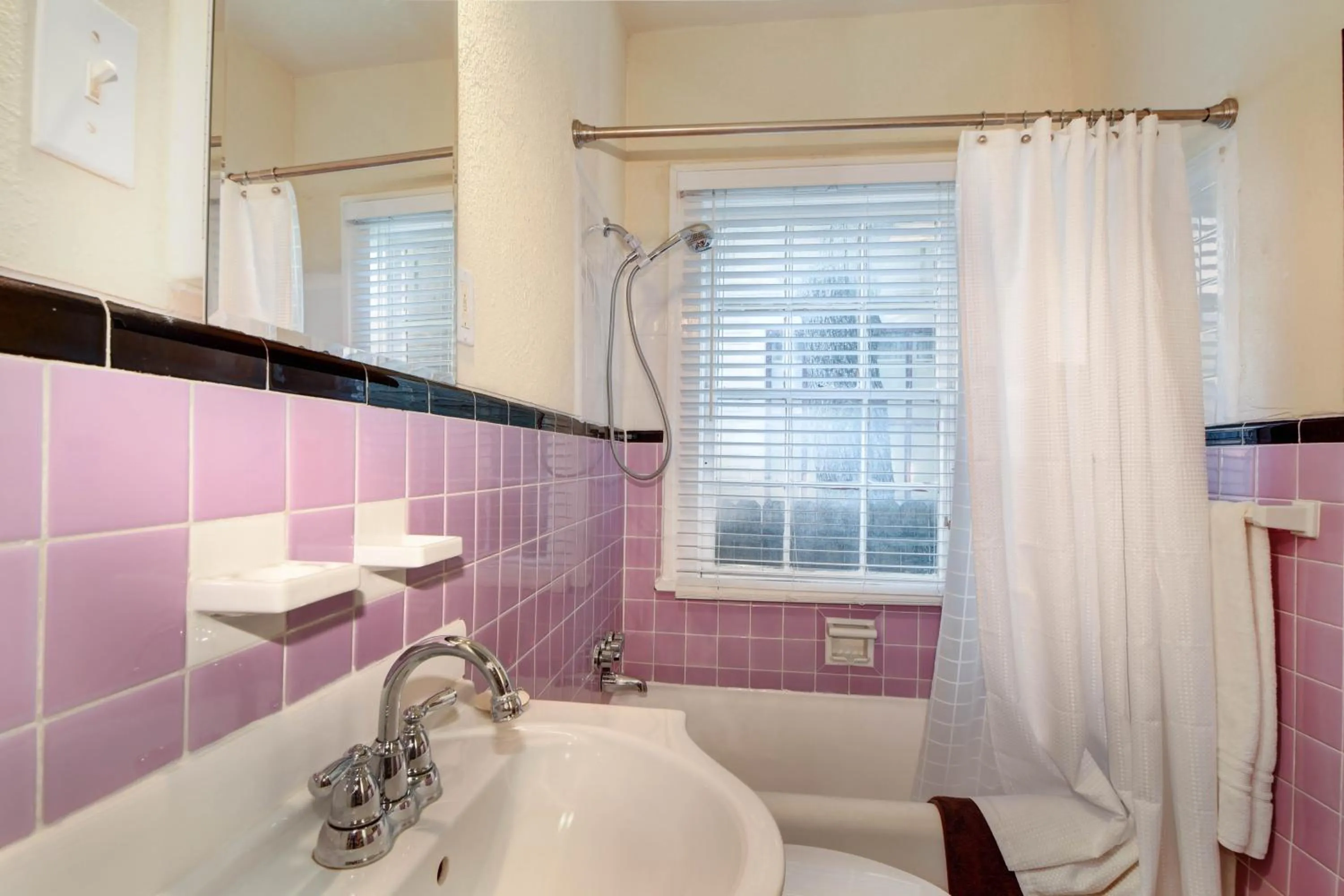 THE MADISON - San Antonio Riverwalk - Downtown - Convention Center