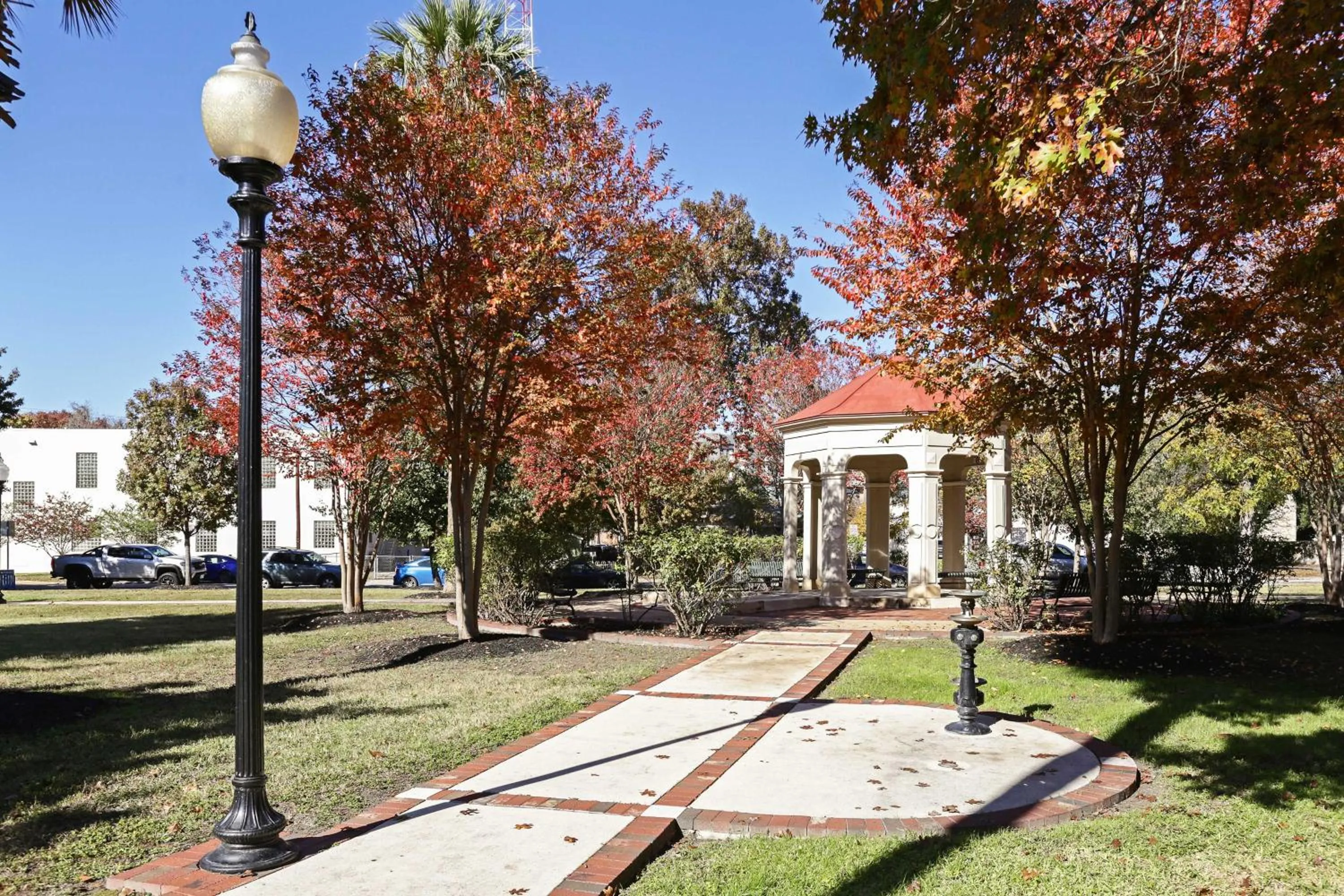 THE MADISON - San Antonio Riverwalk - Downtown - Convention Center