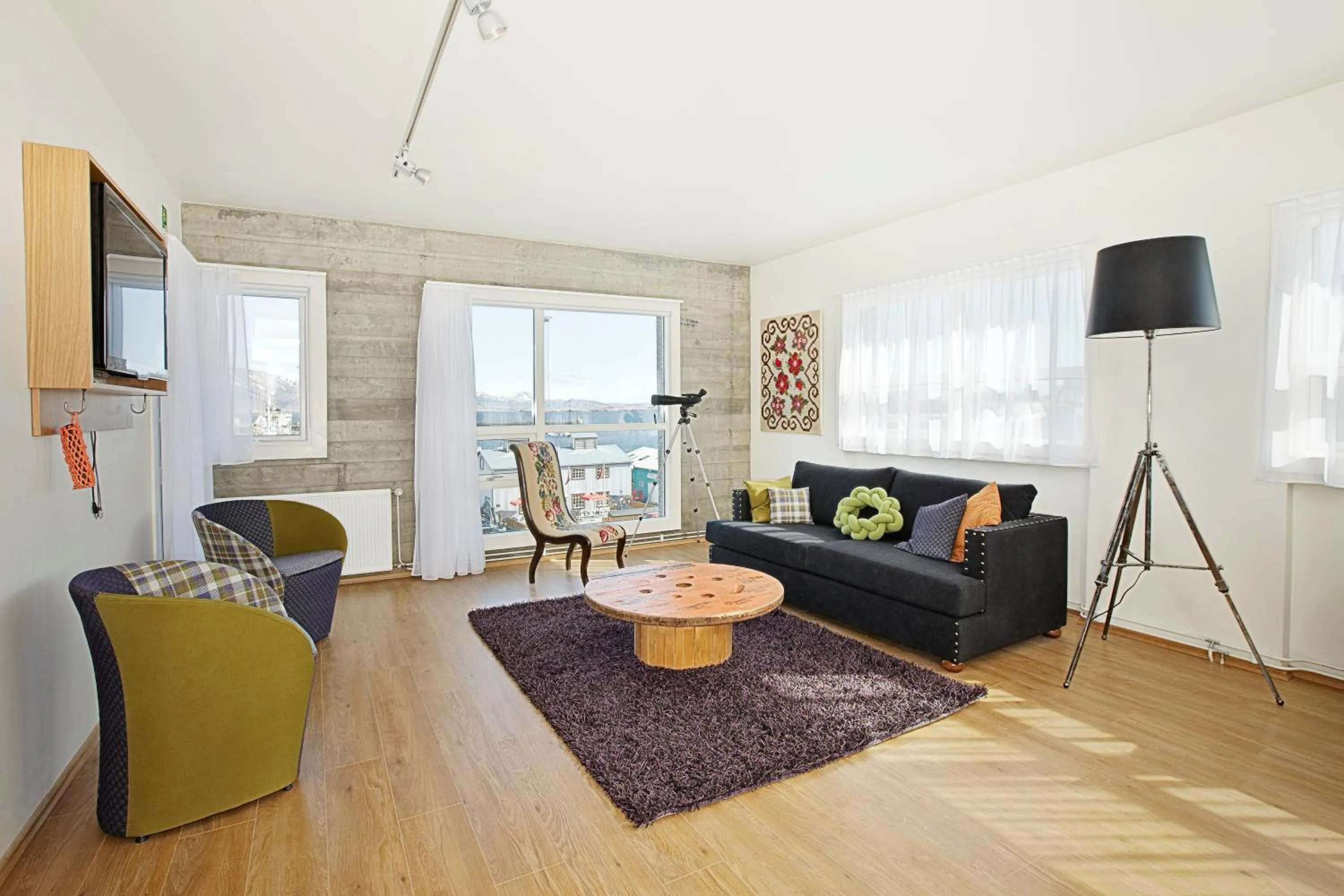 TV and multimedia in Reykjavik Marina - Berjaya Iceland Hotels