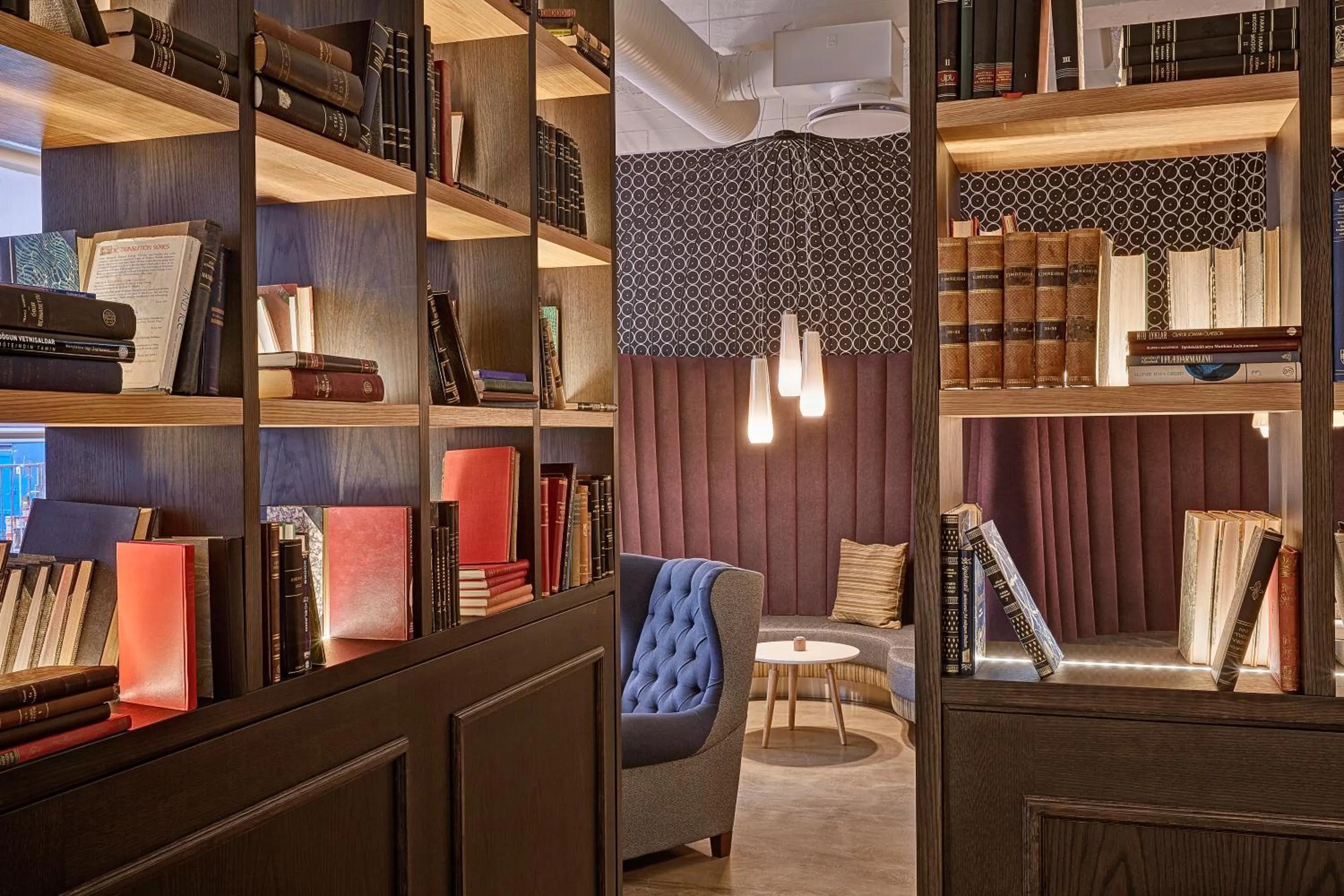 Communal lounge/ TV room in Reykjavik Marina - Berjaya Iceland Hotels