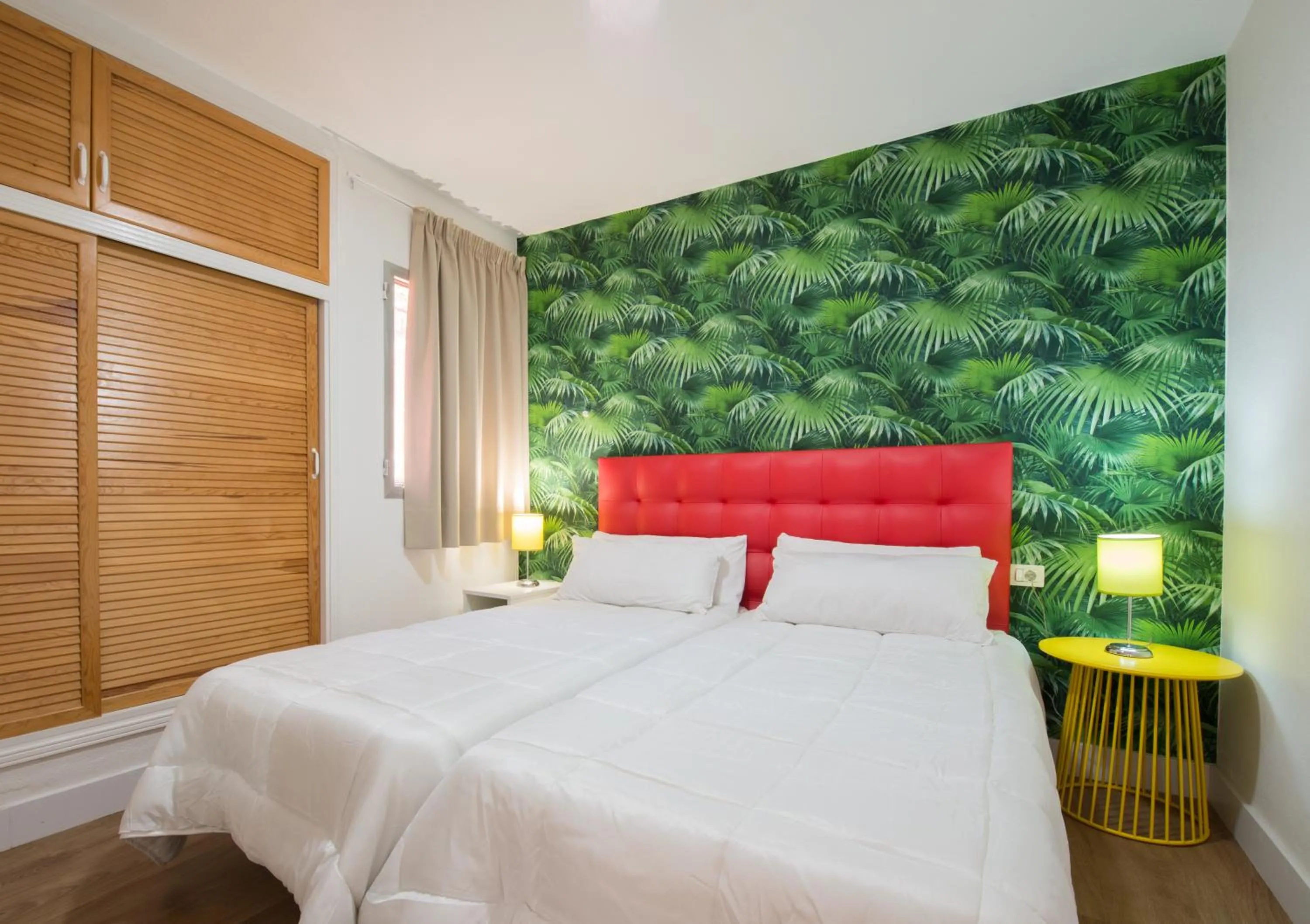 Photo of the whole room, Bed in Bungalows Artemisa Gay Men Only
