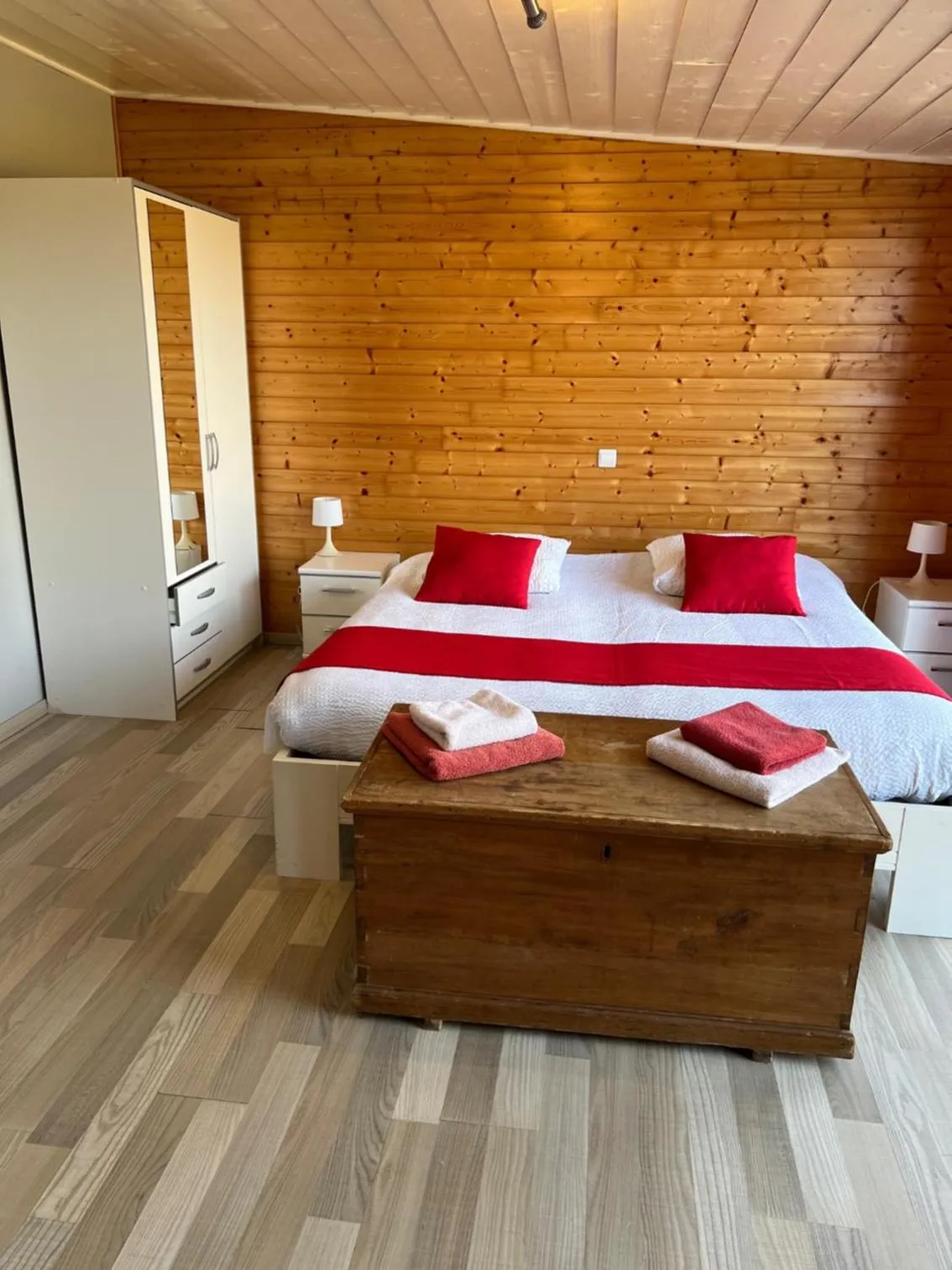 Logis Hôtel L'Adourable Auberge