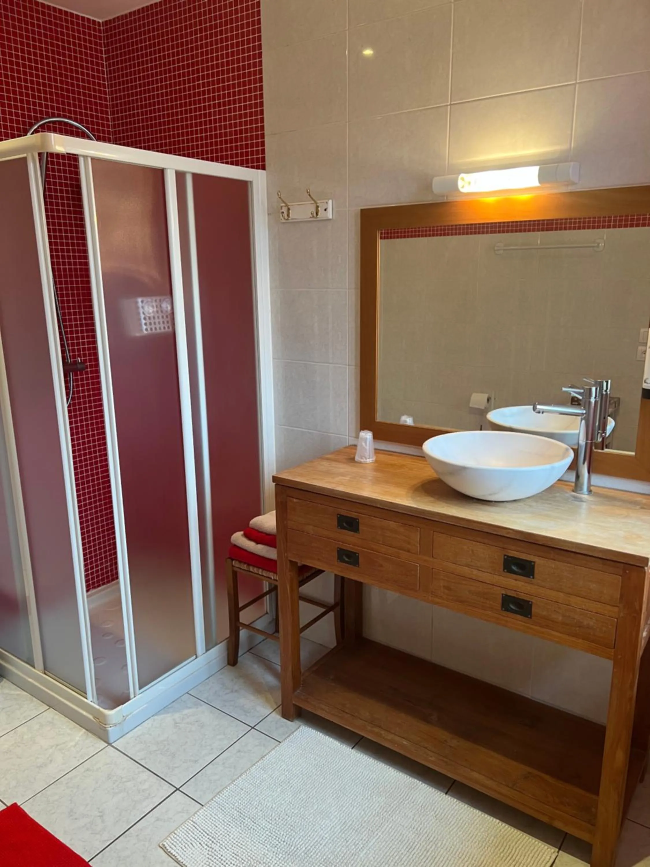 Logis Hôtel L'Adourable Auberge