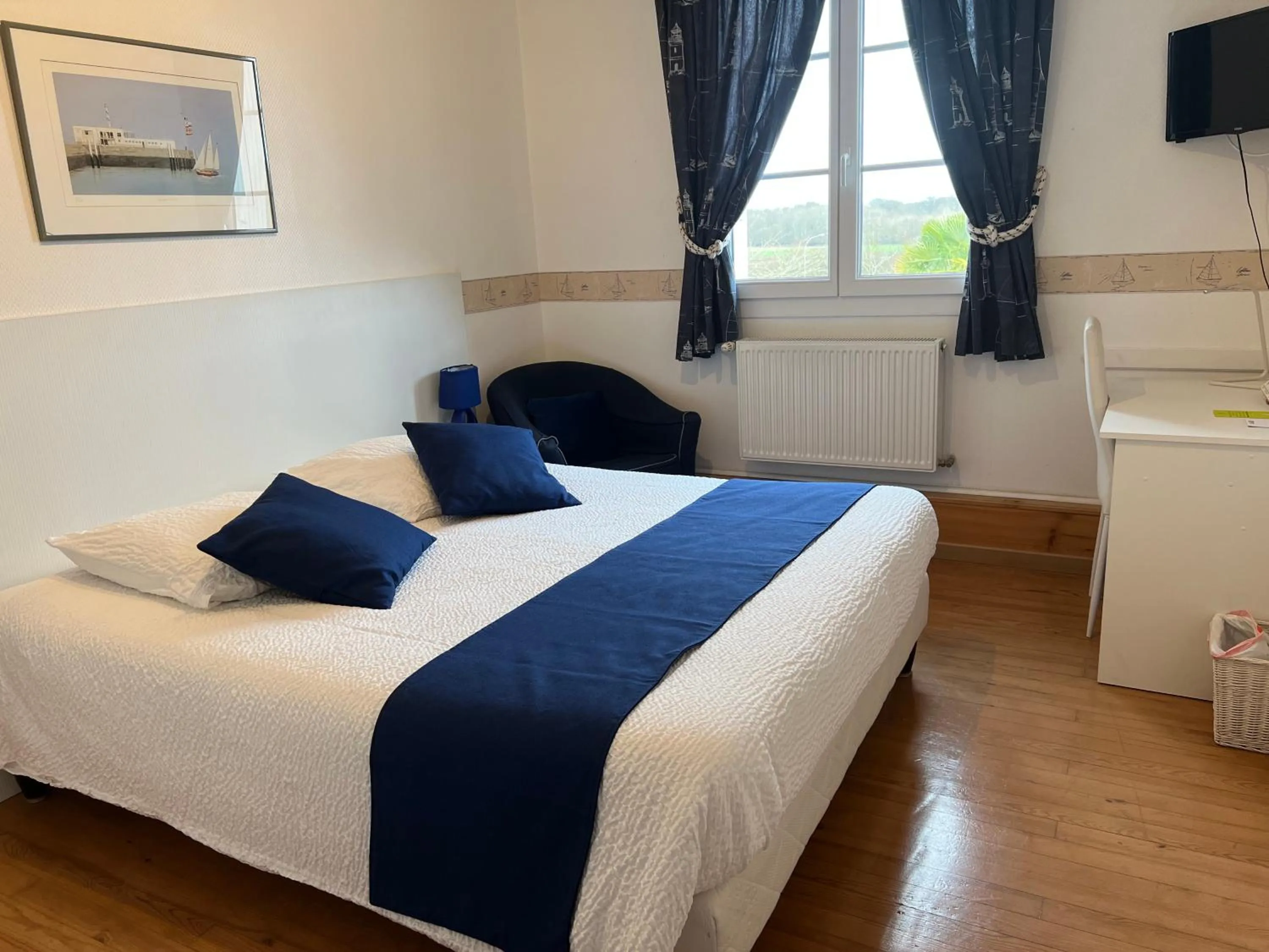 Logis Hôtel L'Adourable Auberge