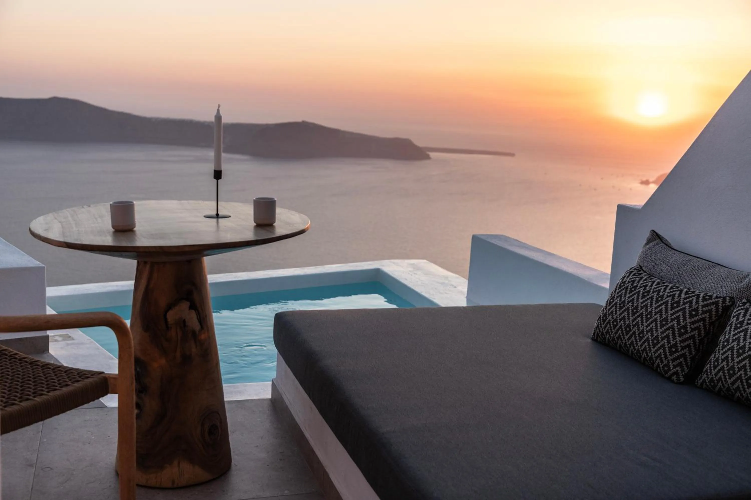 Sunset in LUKAS Aethereal Living