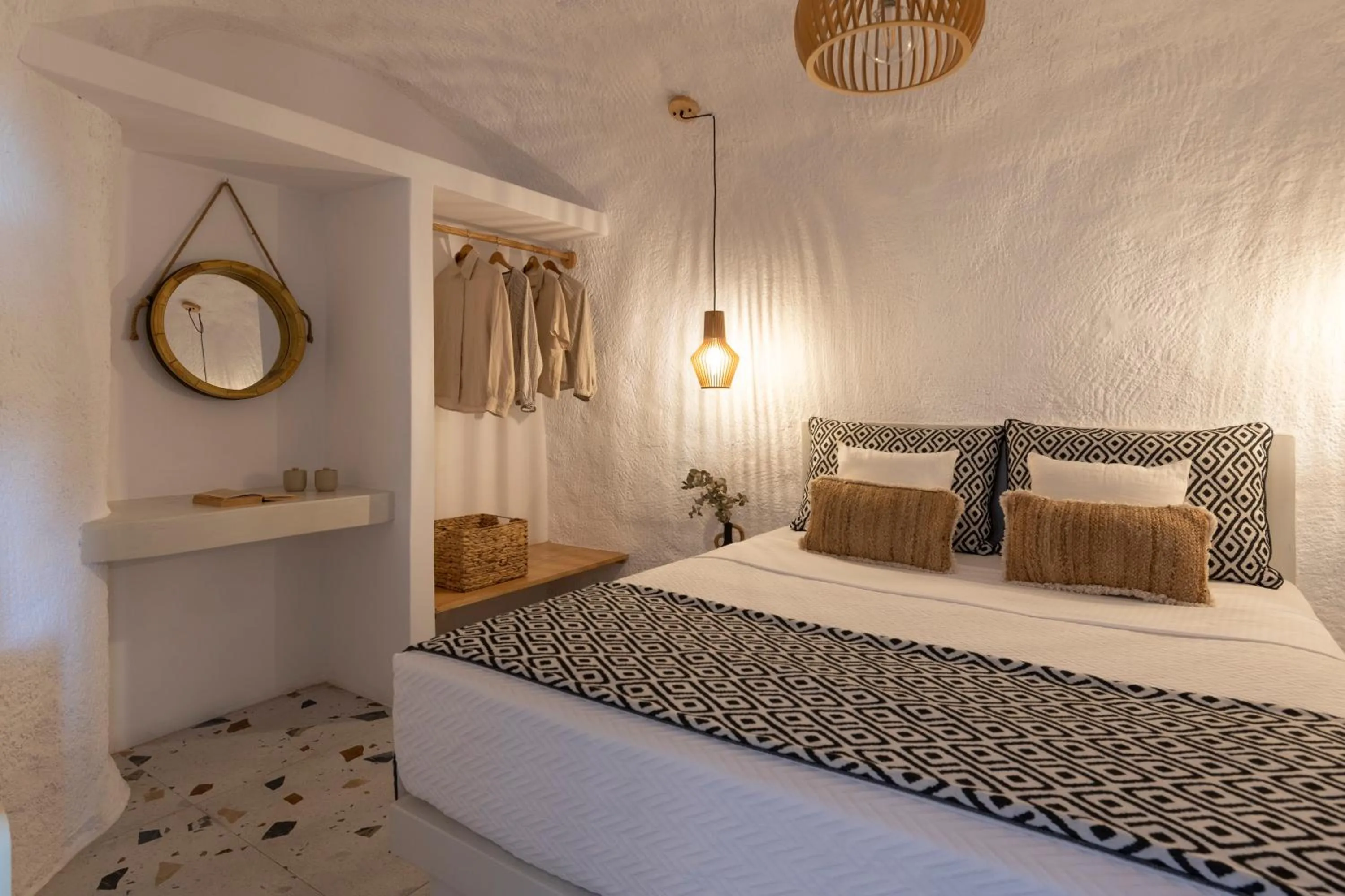 Bedroom, Bed in LUKAS Aethereal Living