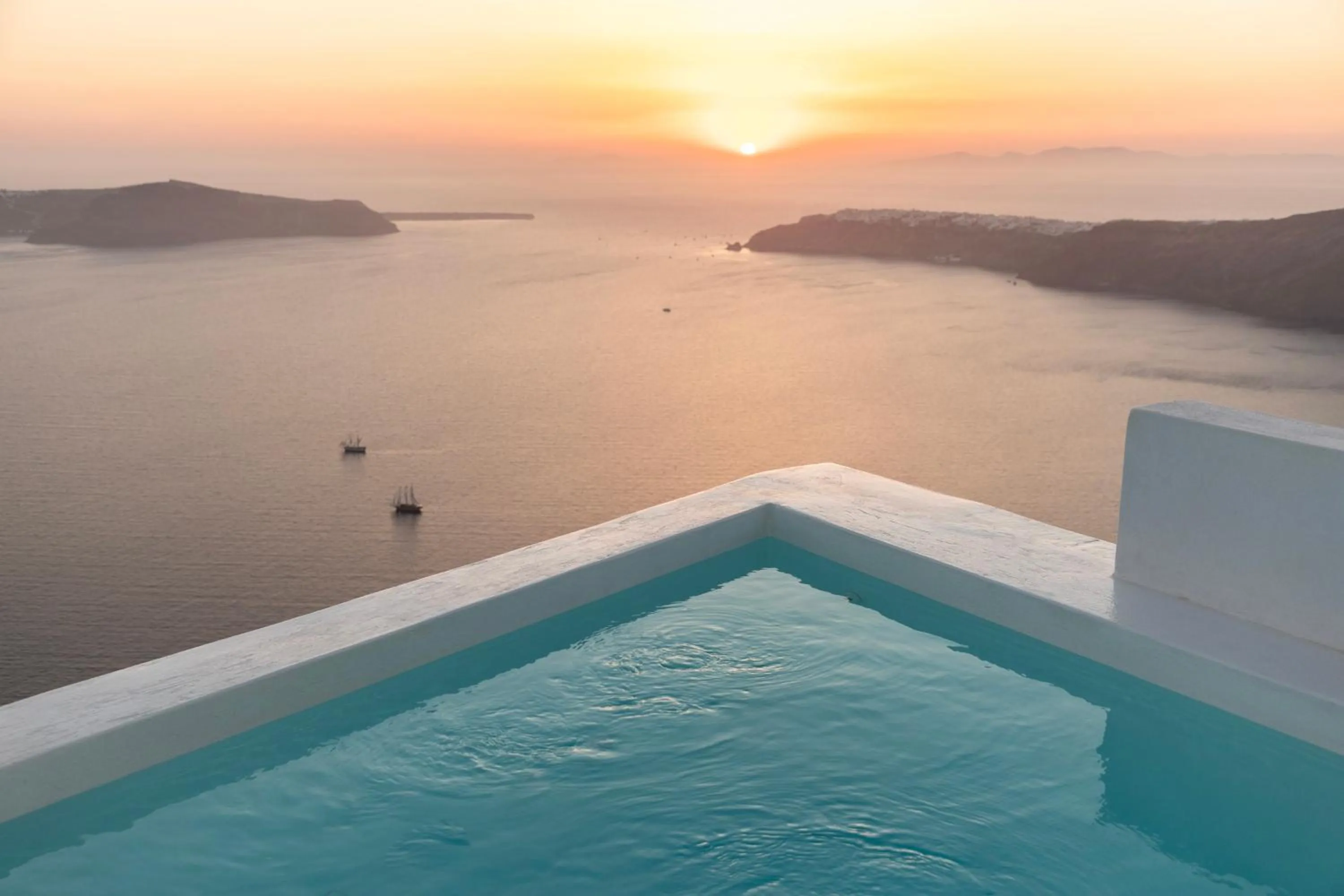 Sunset in LUKAS Aethereal Living