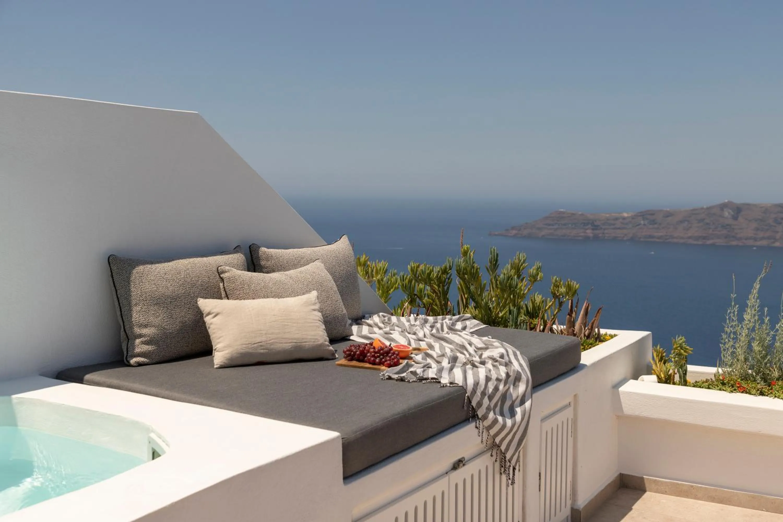 Balcony/Terrace in LUKAS Aethereal Living