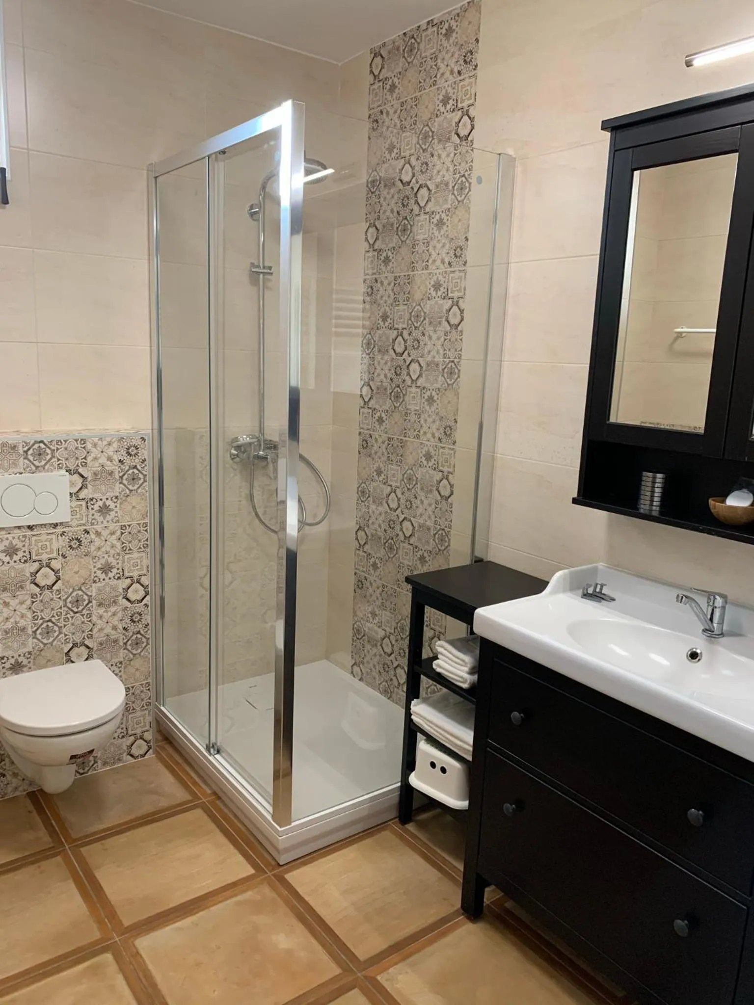 Shower in Hotel Lipa