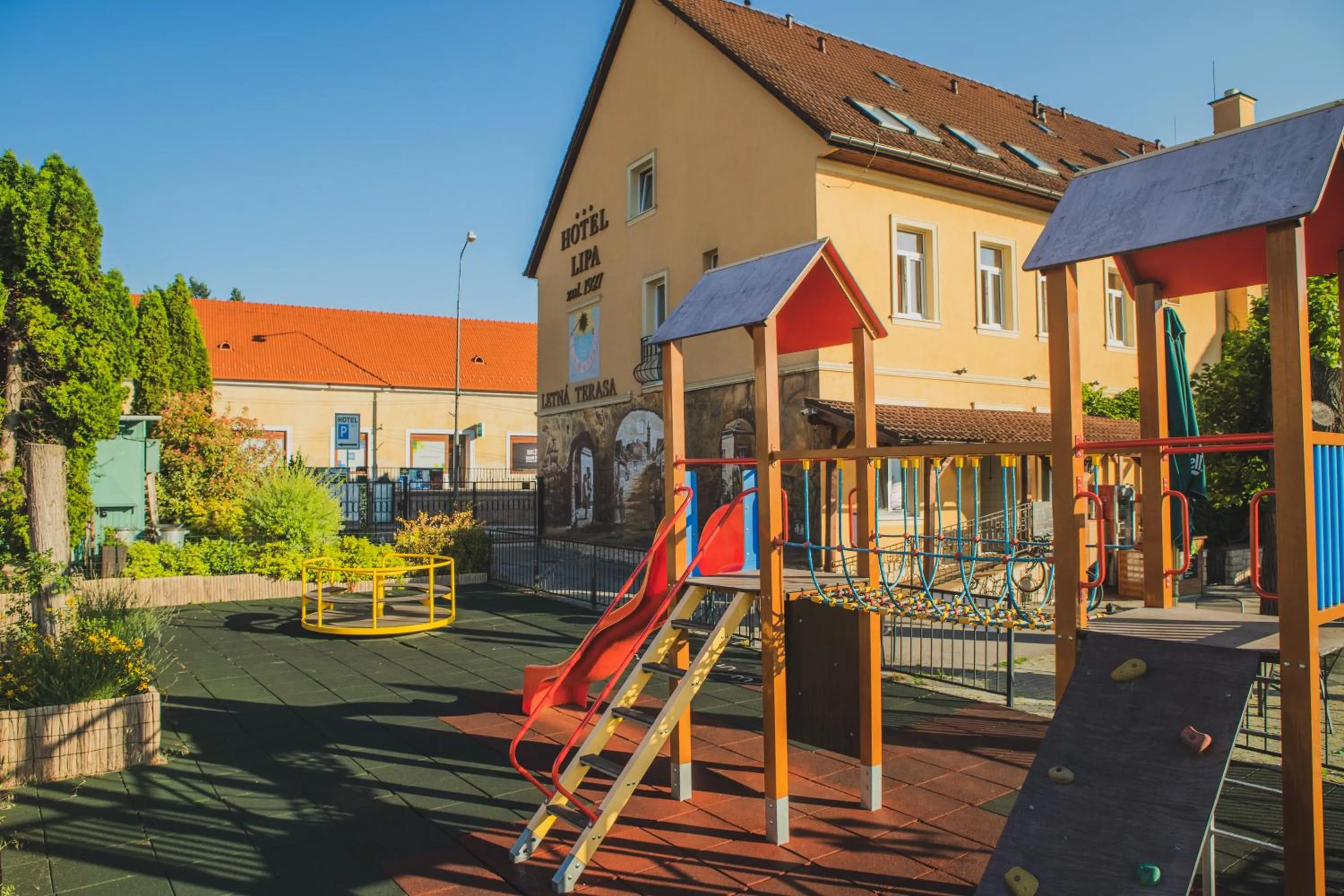 Property building in Hotel Lipa