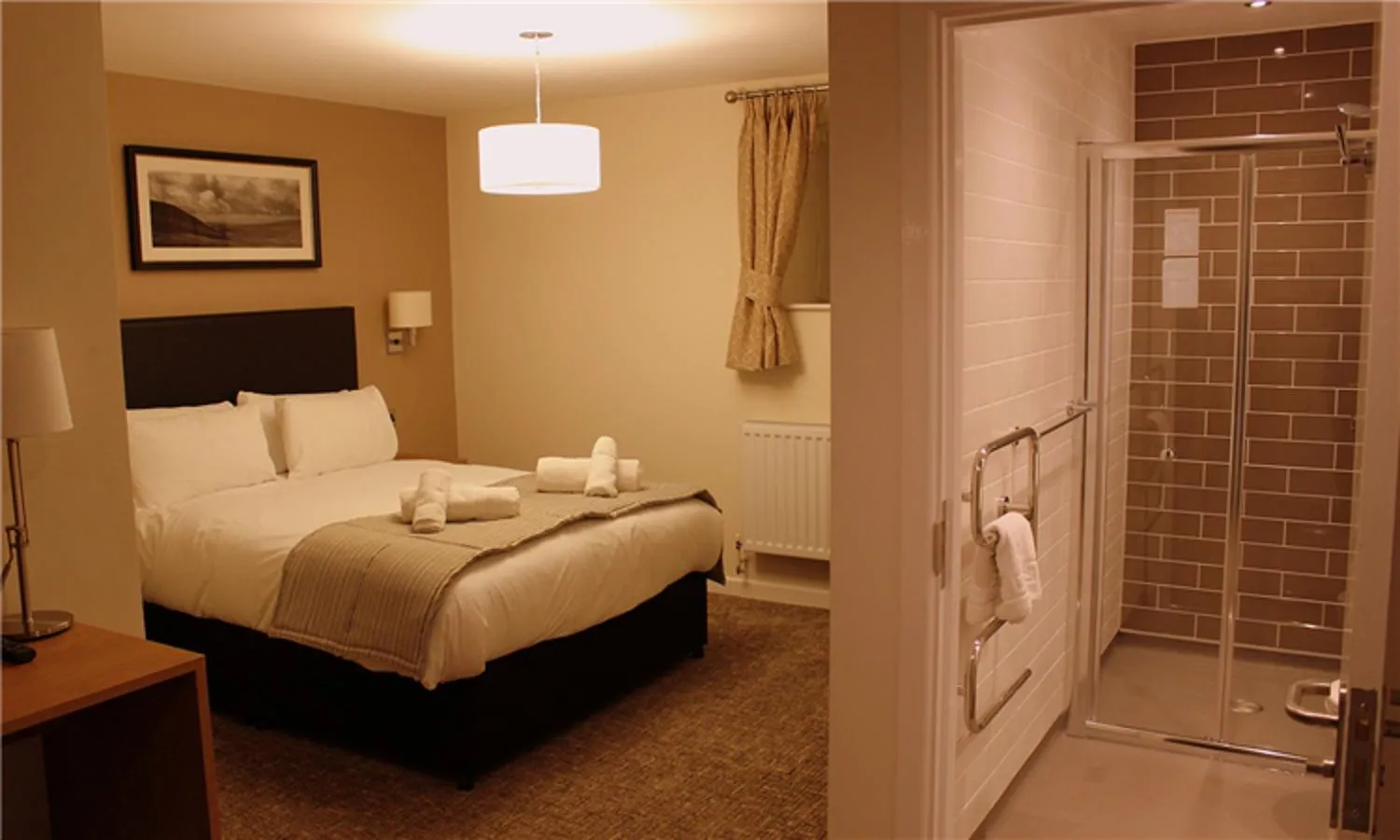 Bedroom, Bed in The Wellington