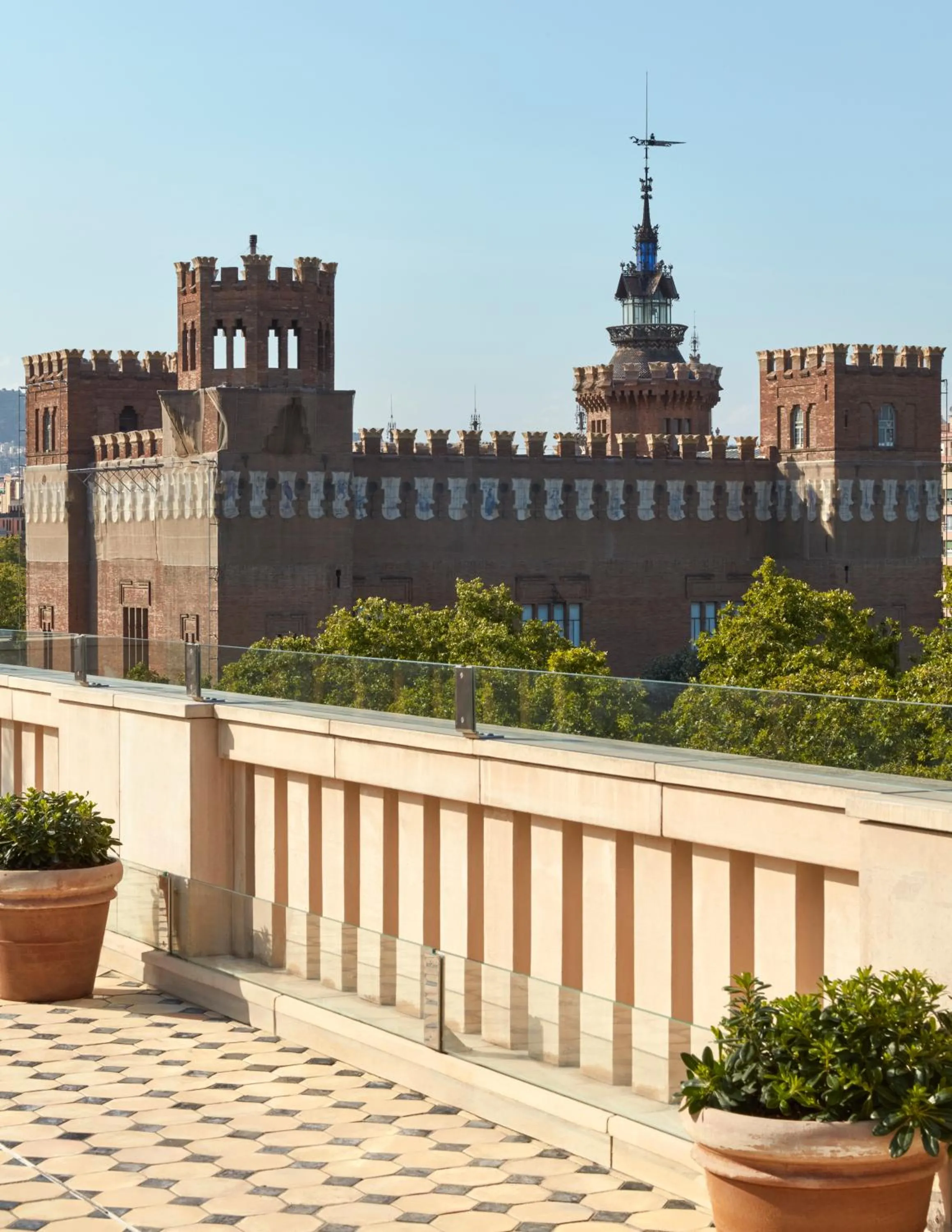 Pool view in Miiro Borneta