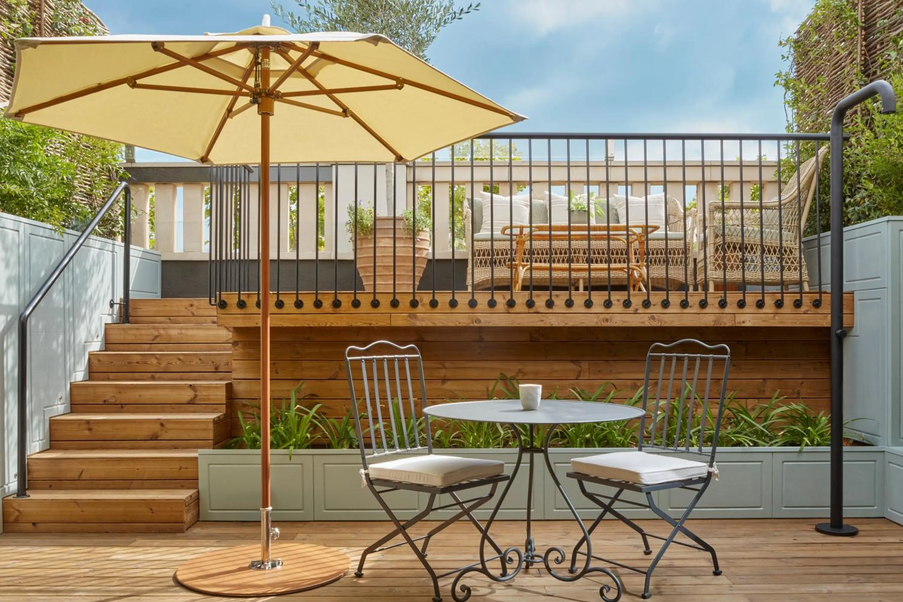 Balcony/Terrace in Miiro Borneta