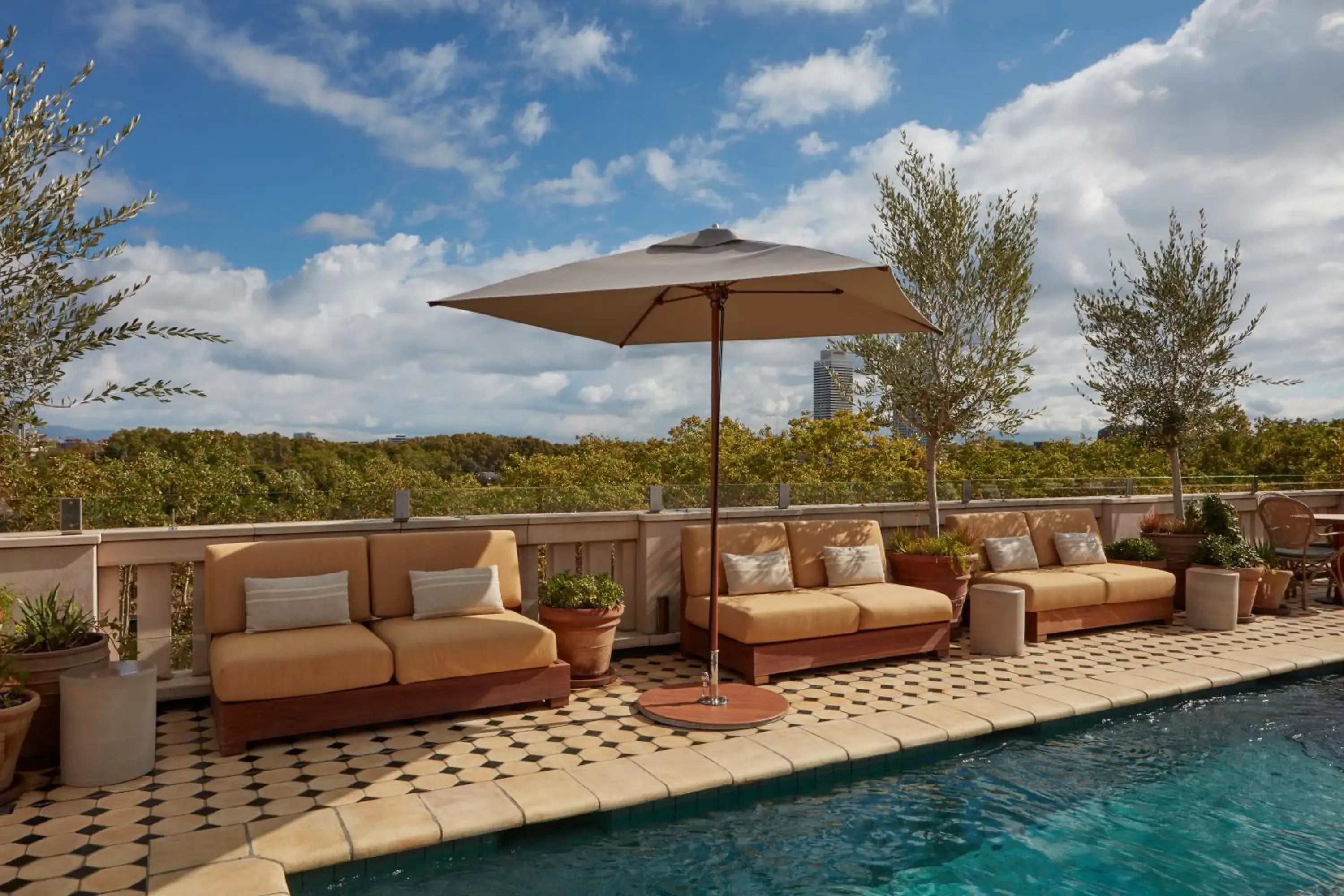 Swimming pool in Miiro Borneta Swimming pool in Miiro Borneta