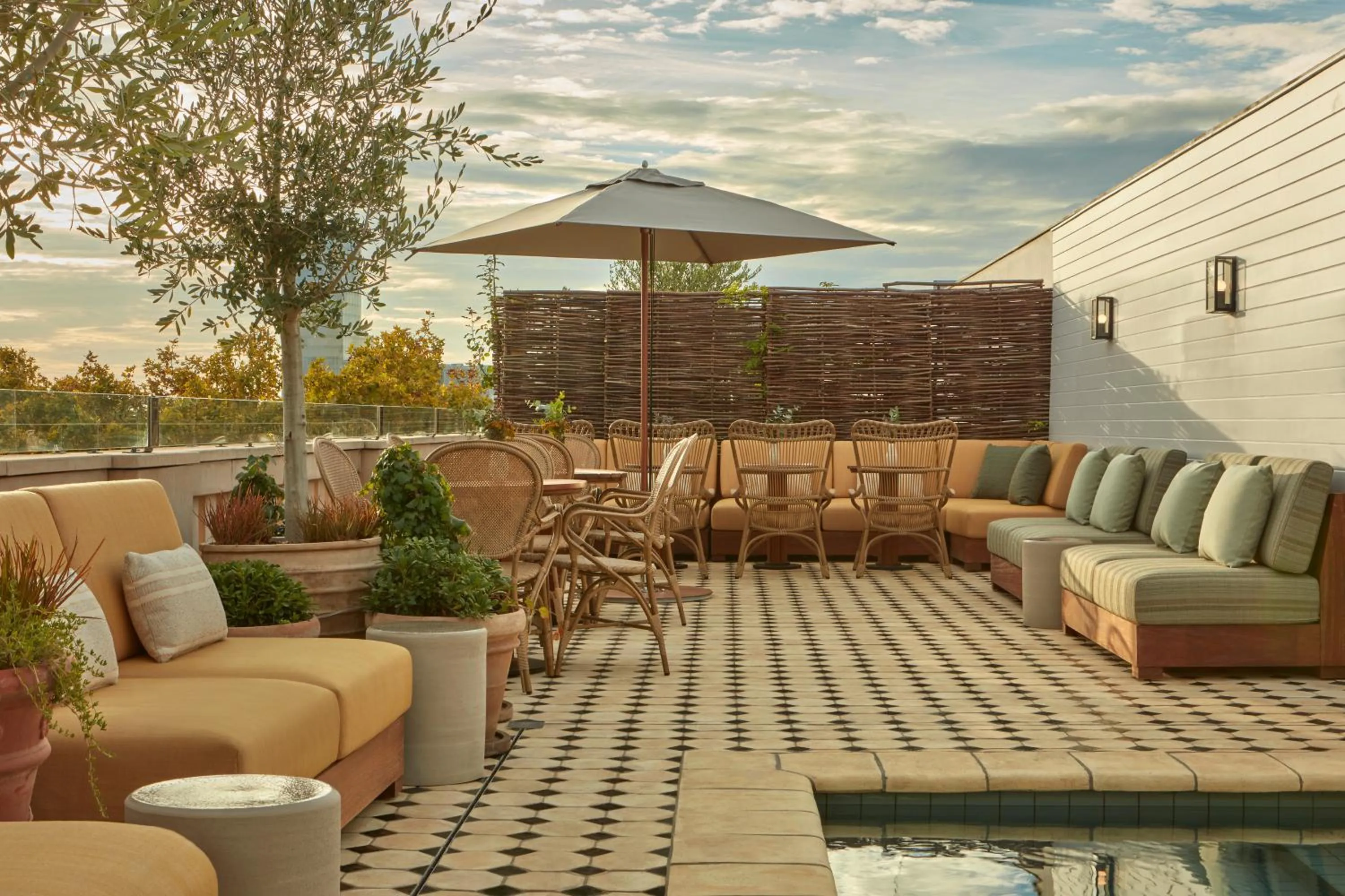 Pool view in Miiro Borneta