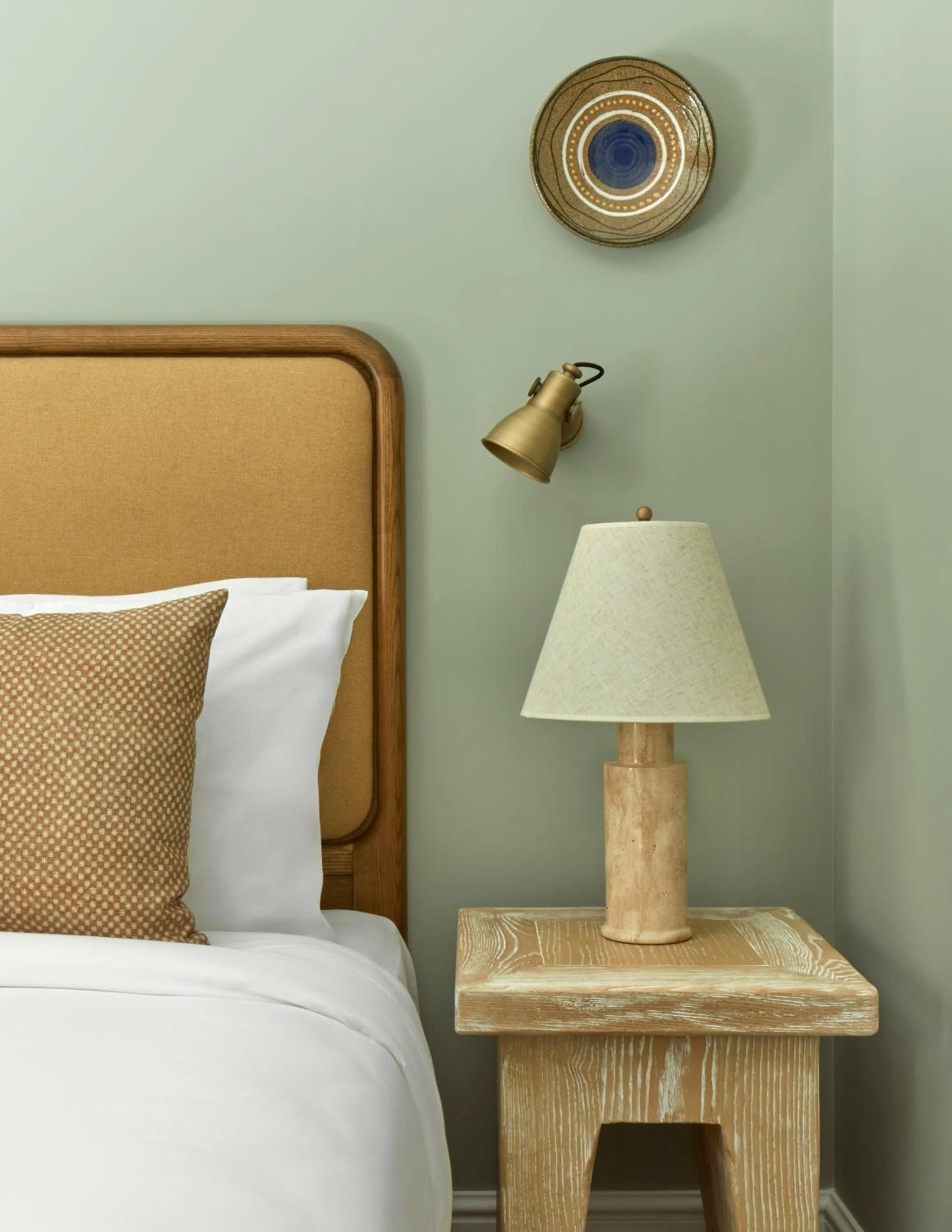 Decorative detail, Bed in Miiro Borneta