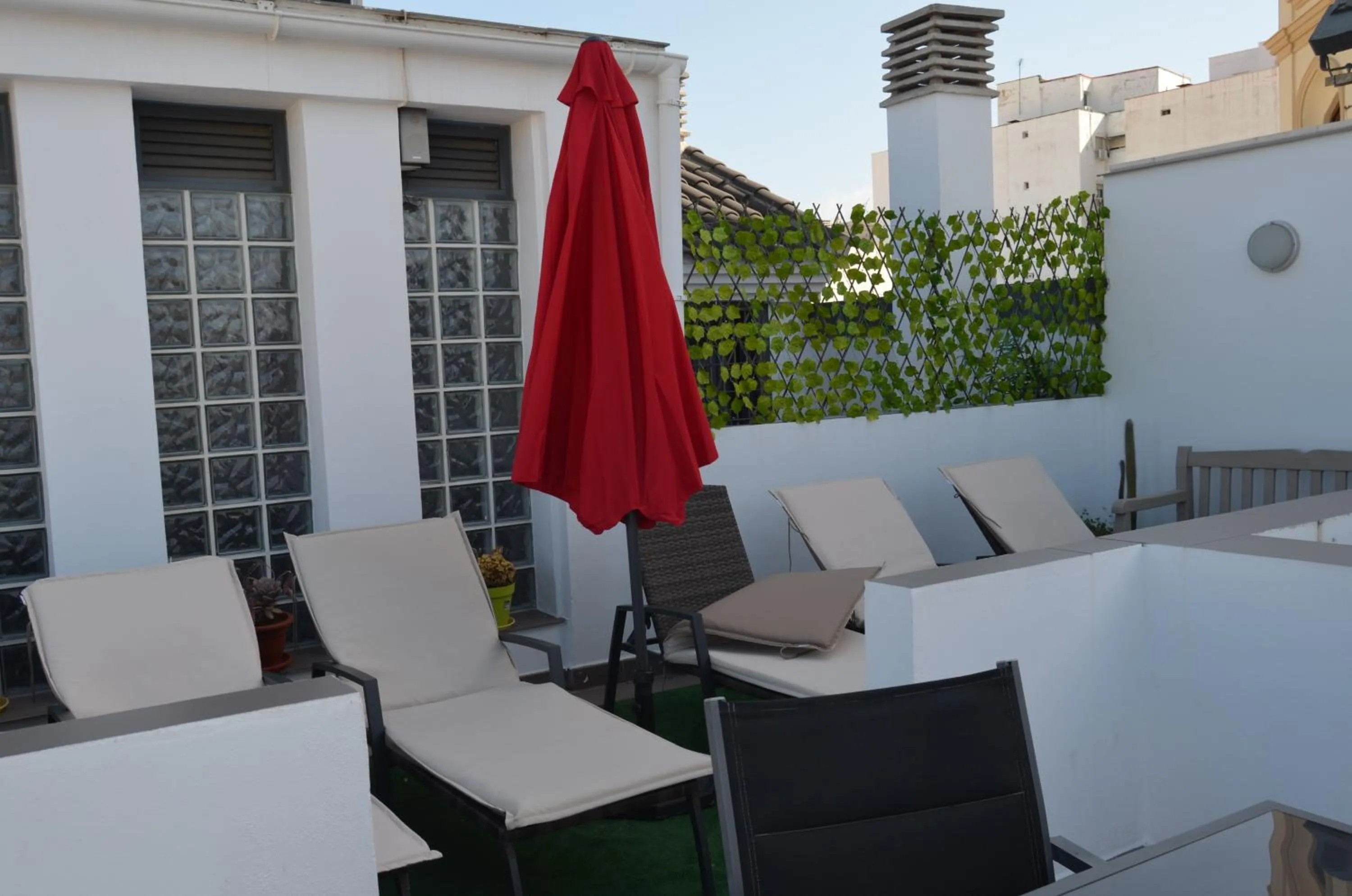 Property building in Apartamentos San Pablo