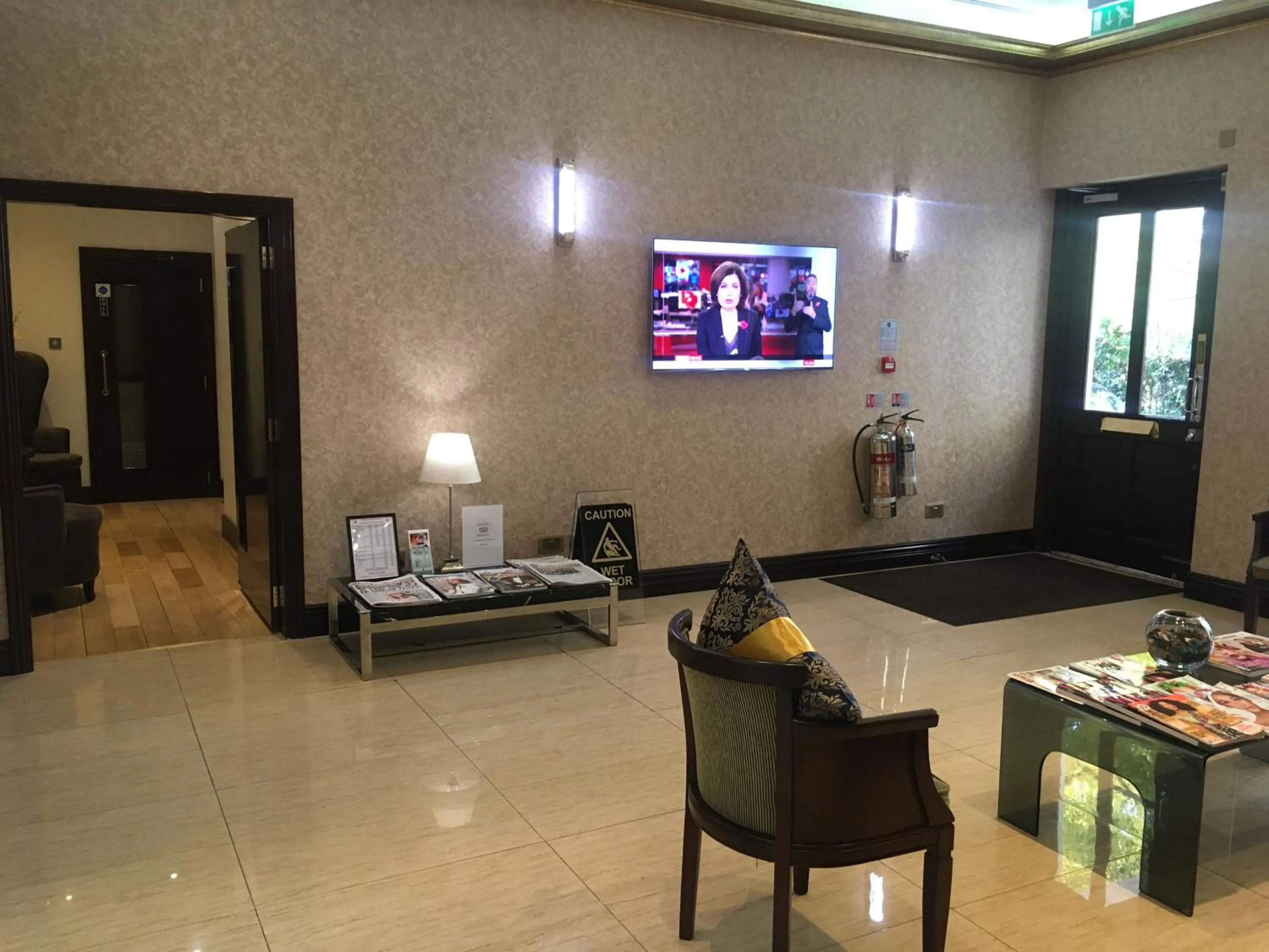 Communal lounge/ TV room in The Premier Notting Hill