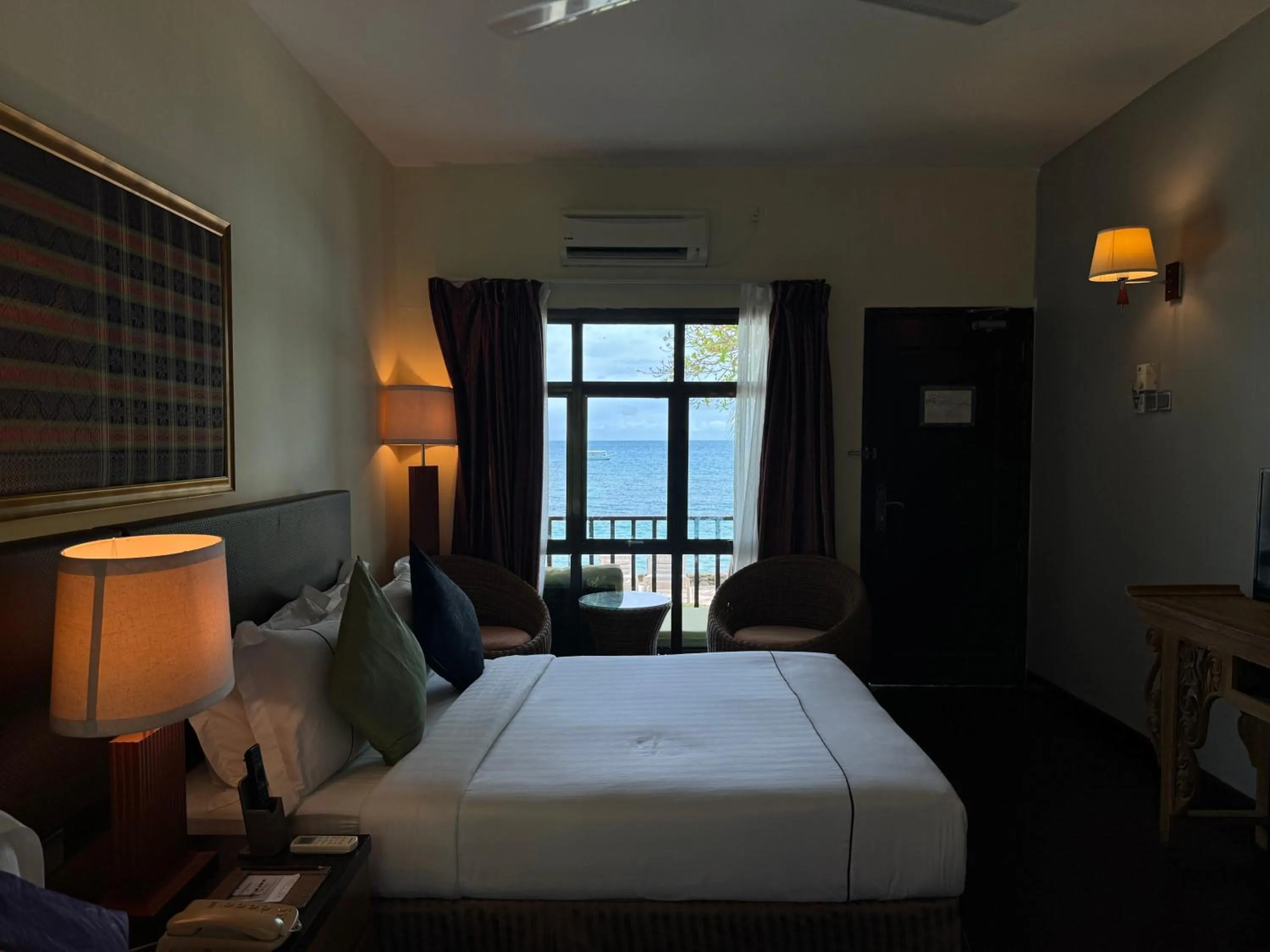 Sea view, Bed in Tunamaya Beach & Spa Resort Tioman Island