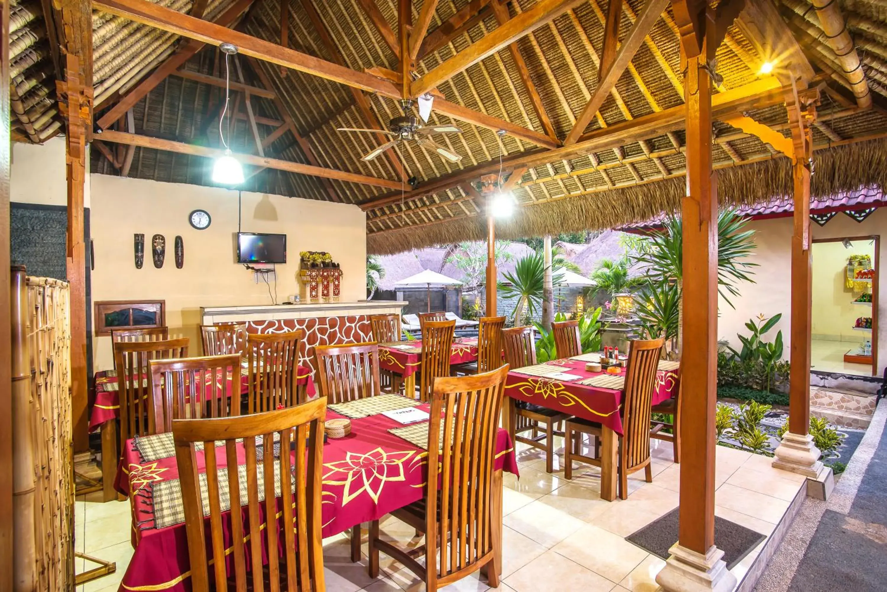 Restaurant/places to eat in The Nichos Bungalows And Villas Restaurant/places to eat in The Nichos Bungalows And Villas