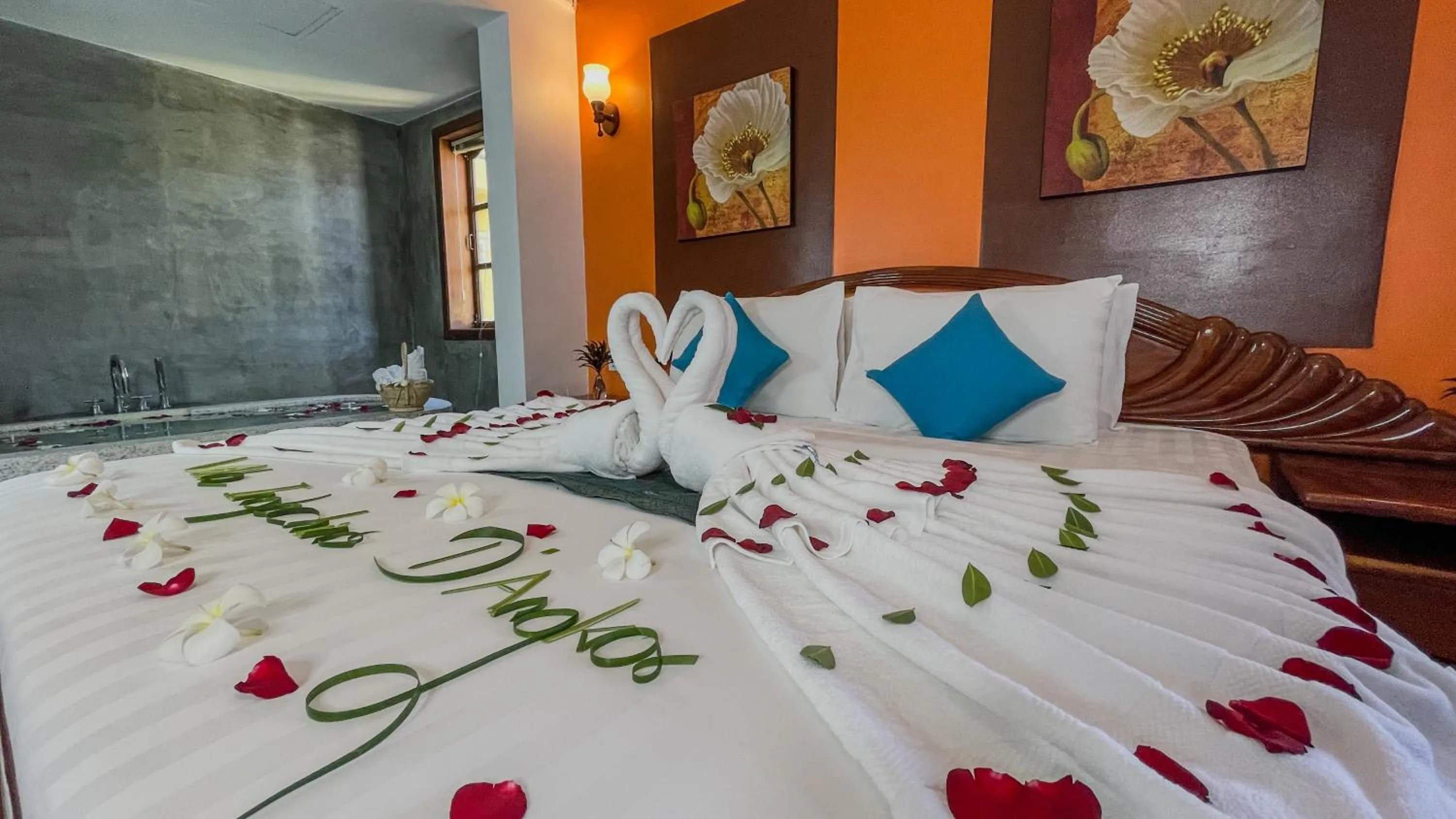 Bed in Villa Indochine d'Angkor