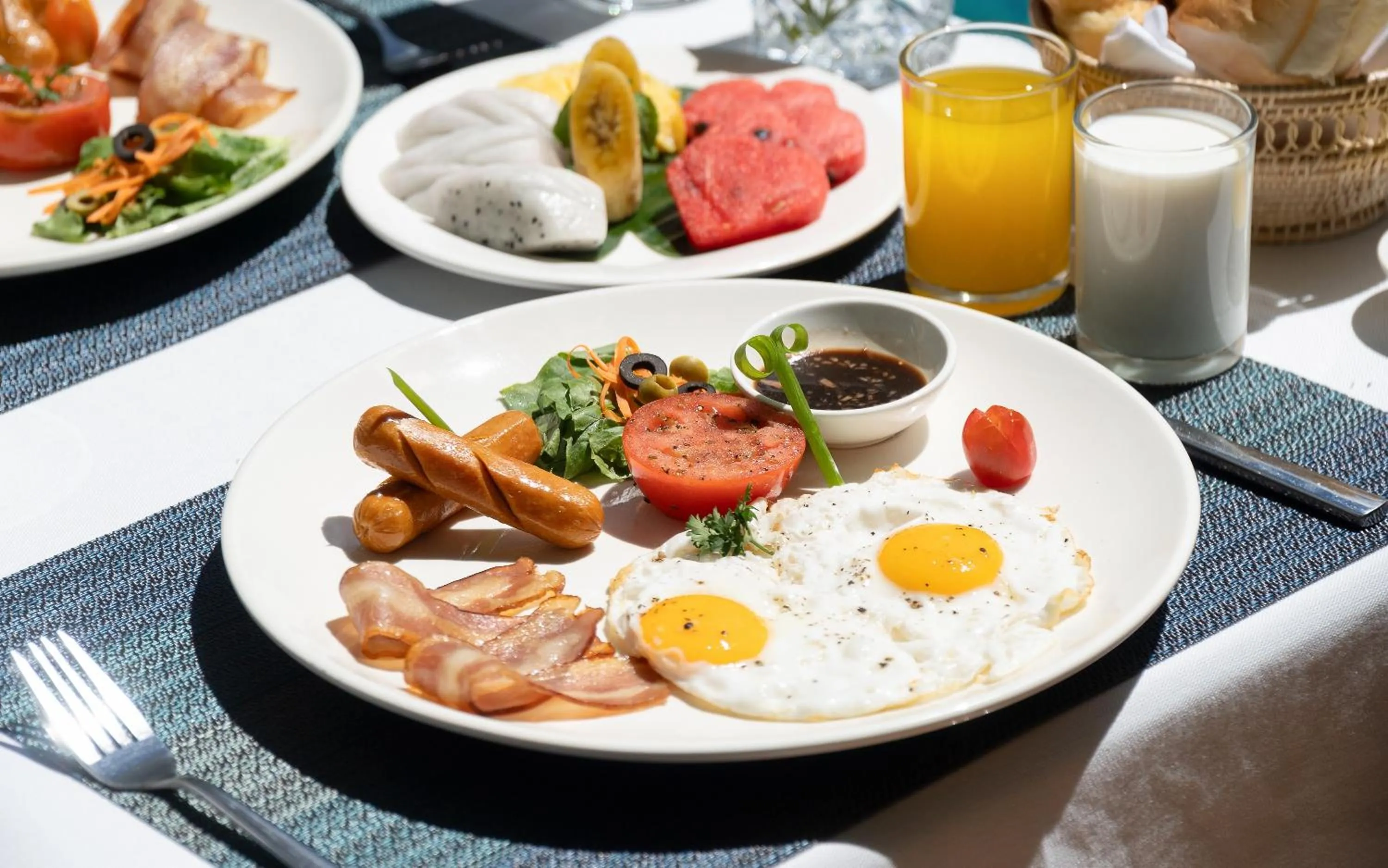 Breakfast in Villa Indochine d'Angkor