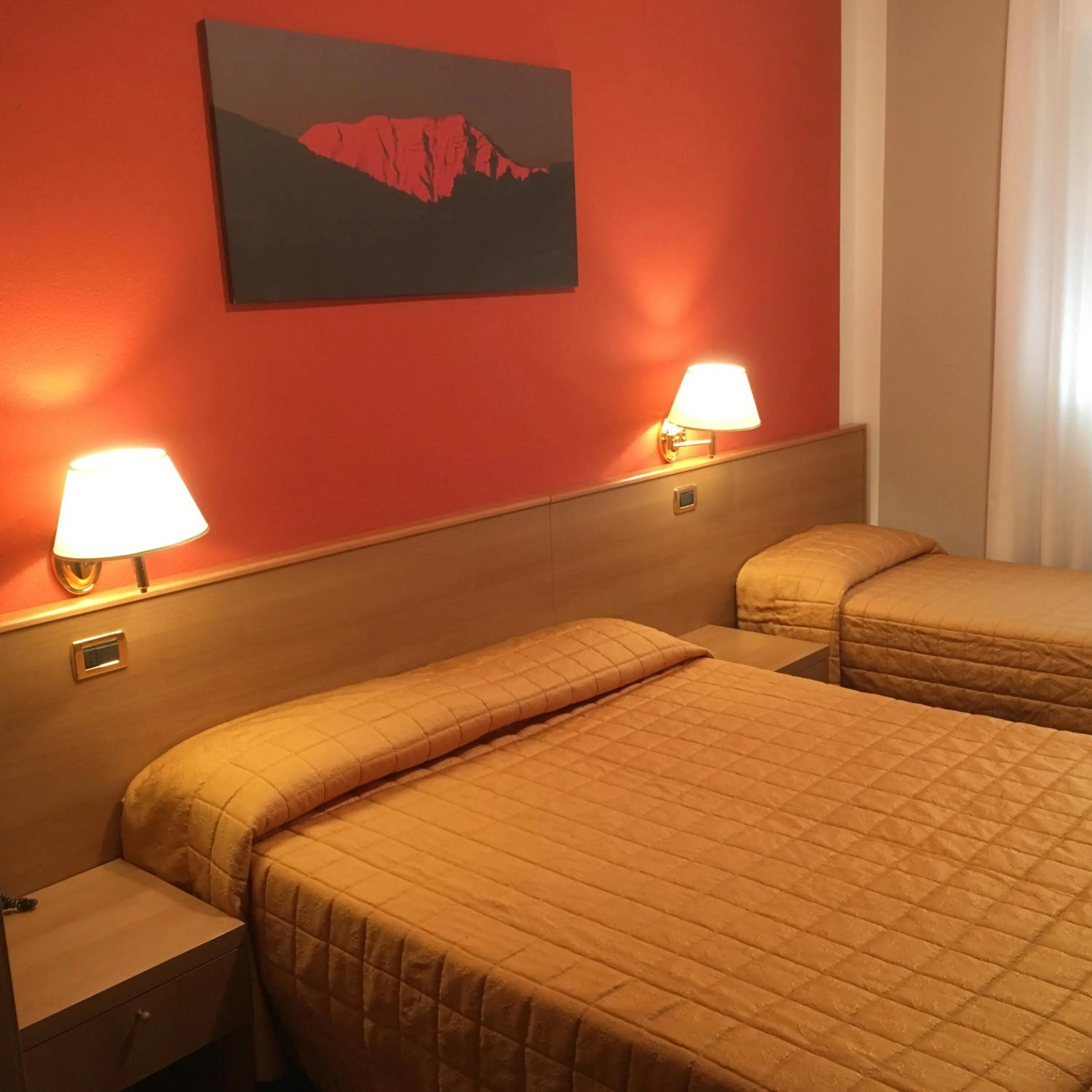 Bed in Hotel Miravalle 2000