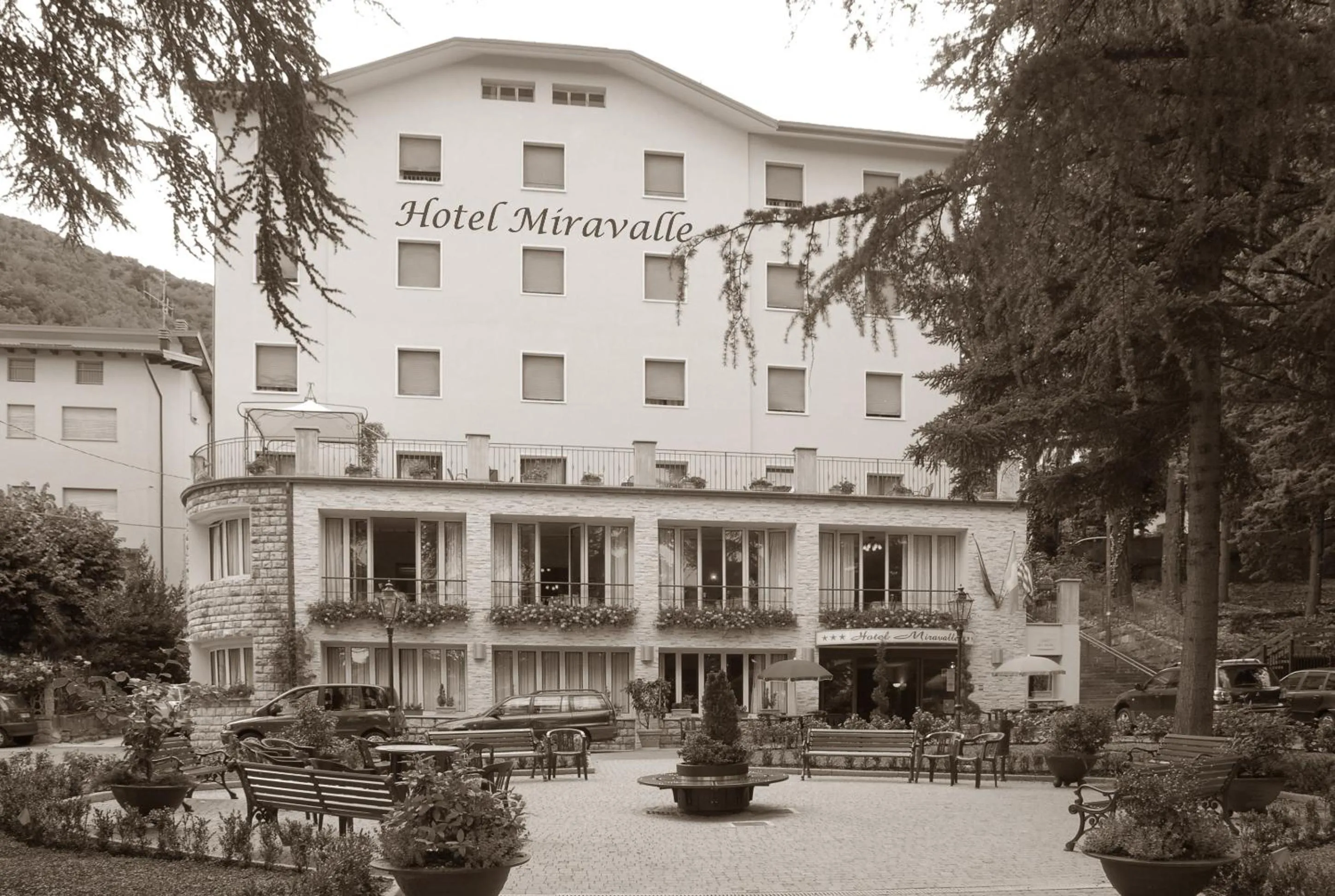 Hotel Miravalle 2000