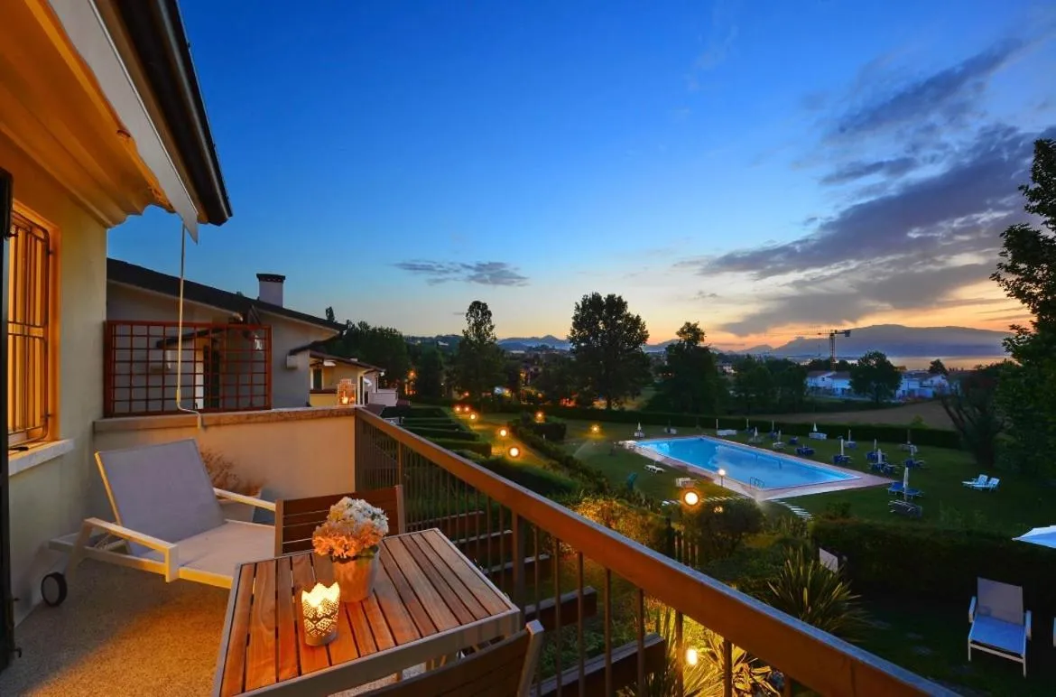 Italia Living Villa