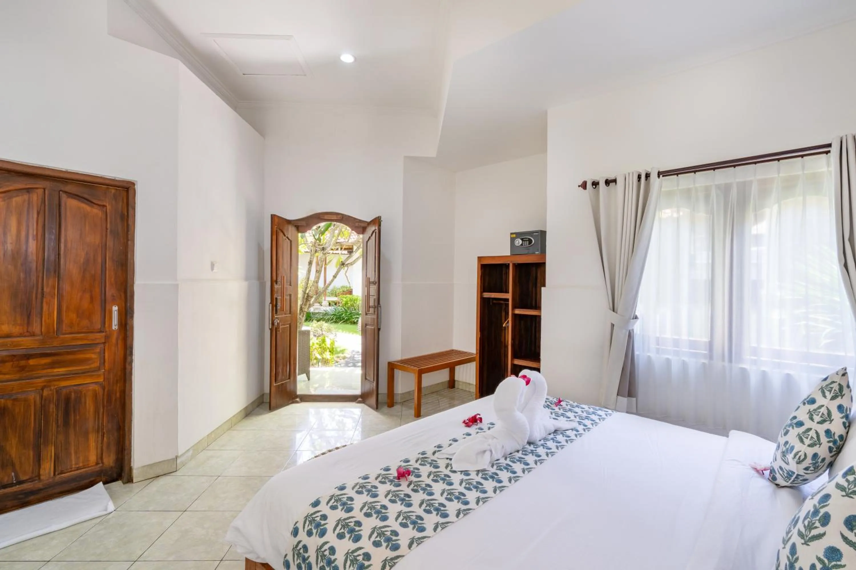 Bed in Nusa Indah Bungalow