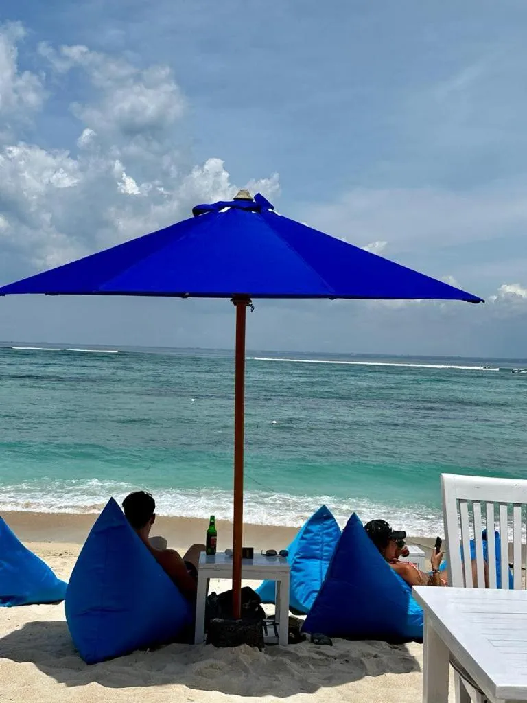 Day in Nusa Indah Bungalow