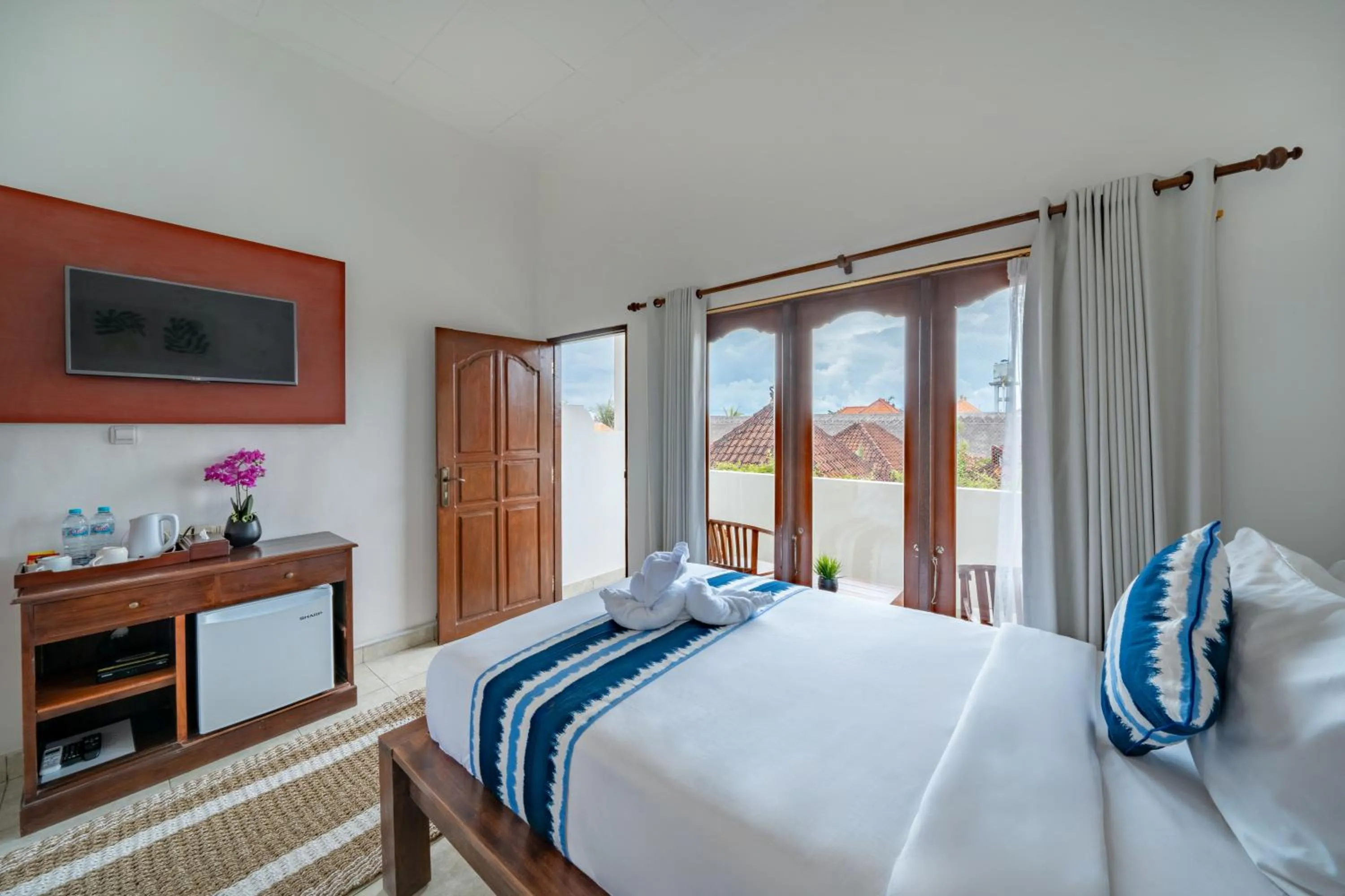 Bed in Nusa Indah Bungalow