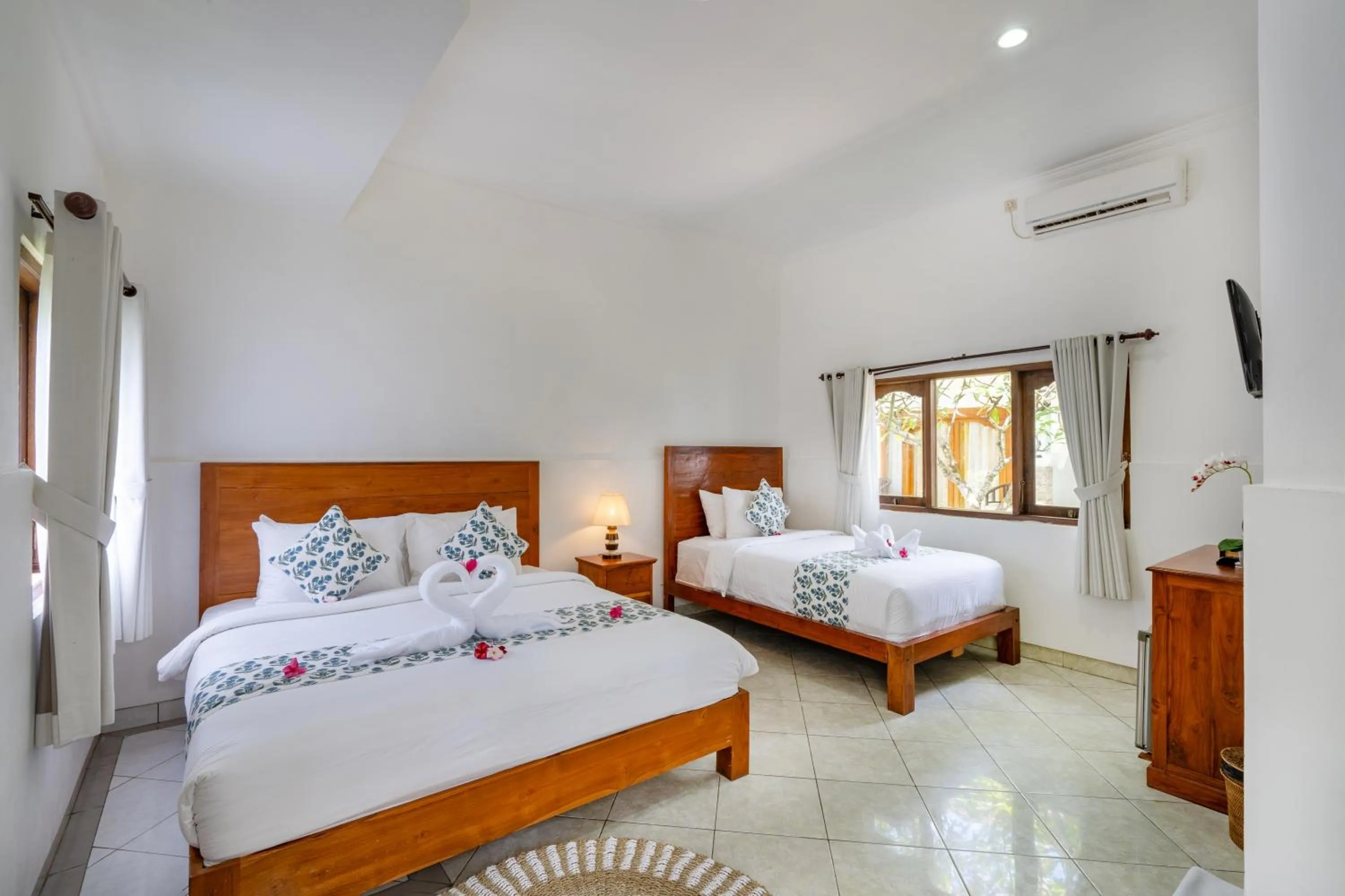 Bed in Nusa Indah Bungalow