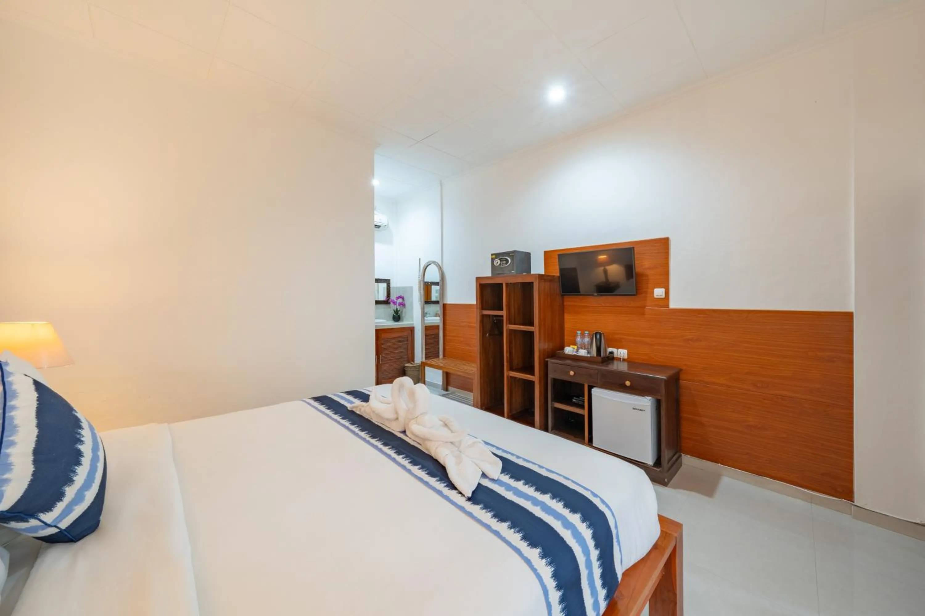 Bed in Nusa Indah Bungalow