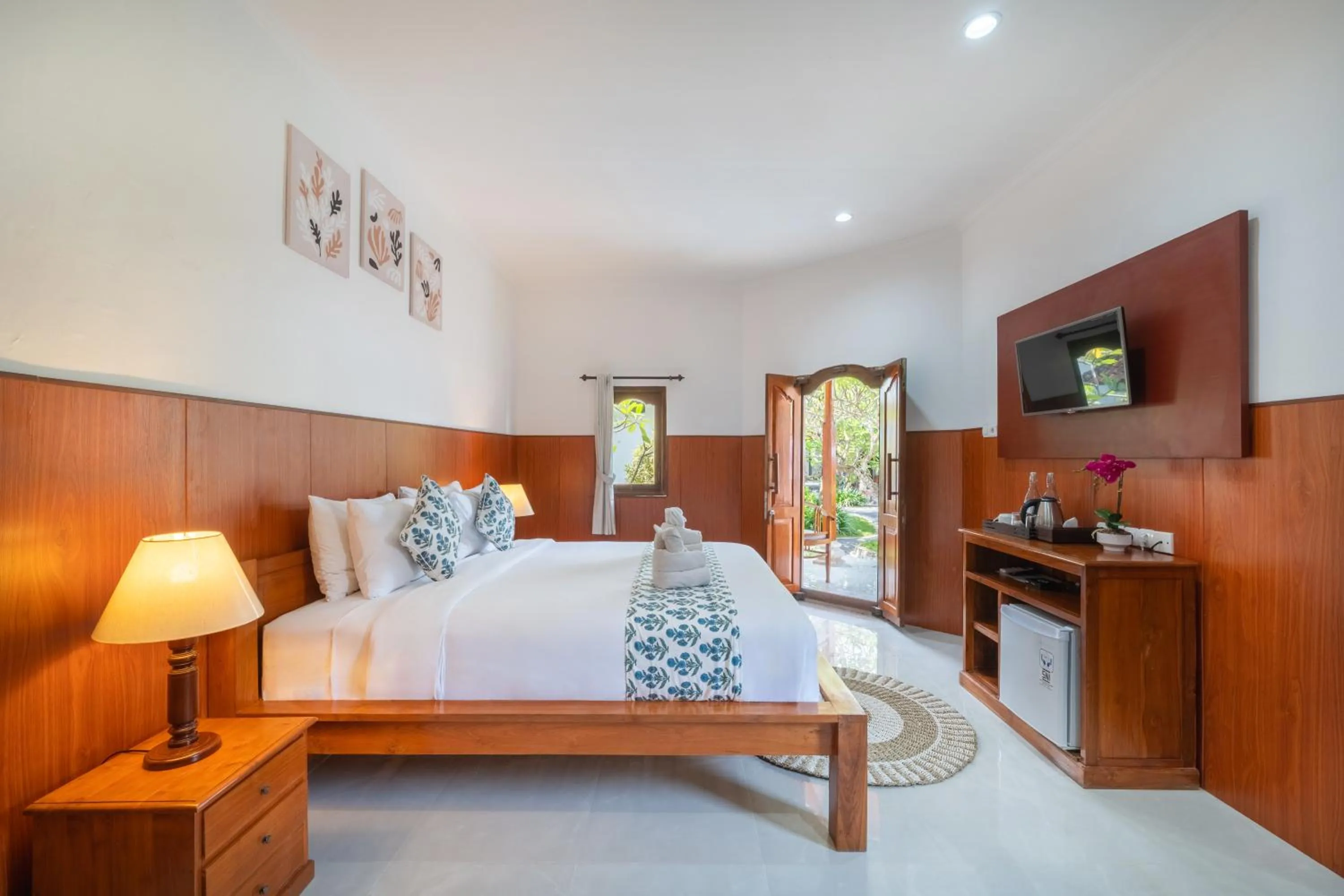 Bed in Nusa Indah Bungalow