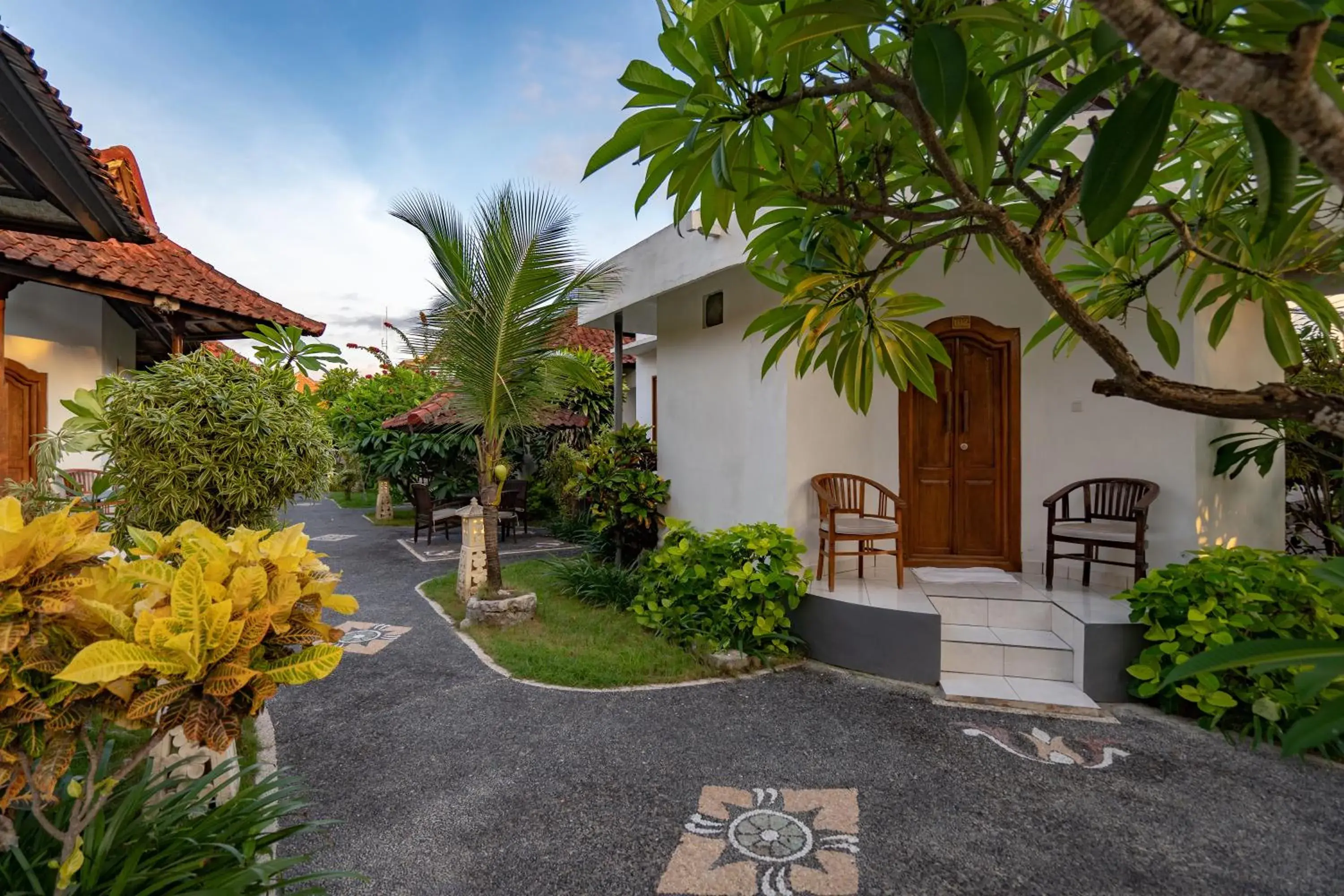 Standard Triple Room in Nusa Indah Bungalow Standard Triple Room in Nusa Indah Bungalow