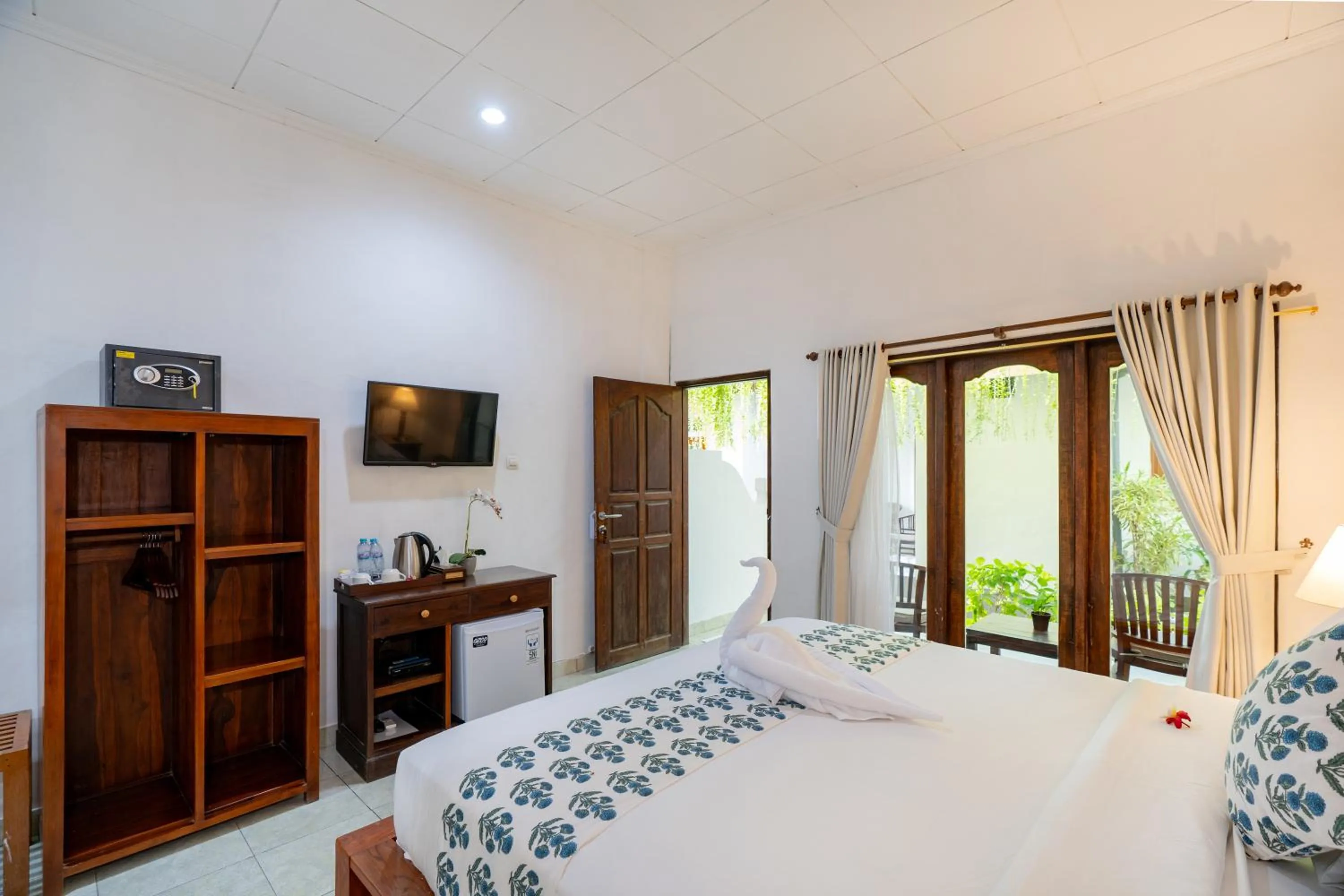 Bed in Nusa Indah Bungalow