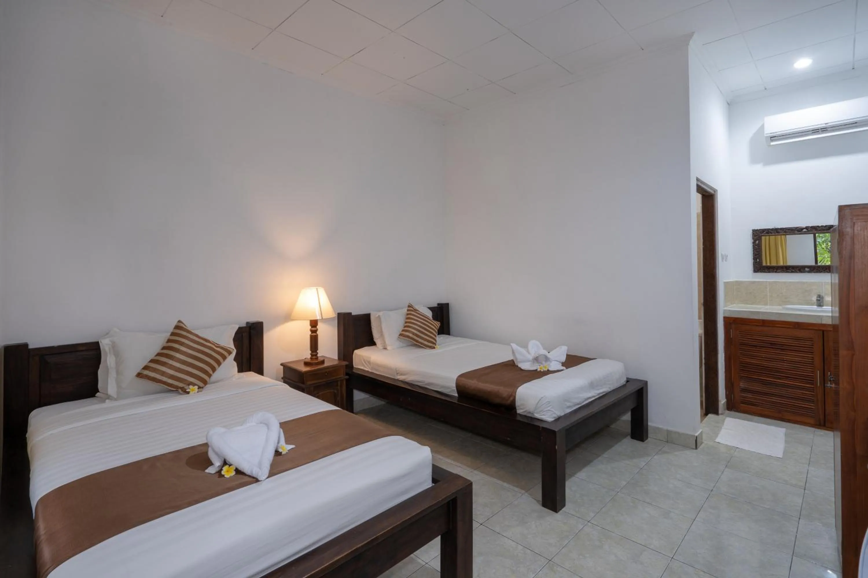 Bed in Nusa Indah Bungalow