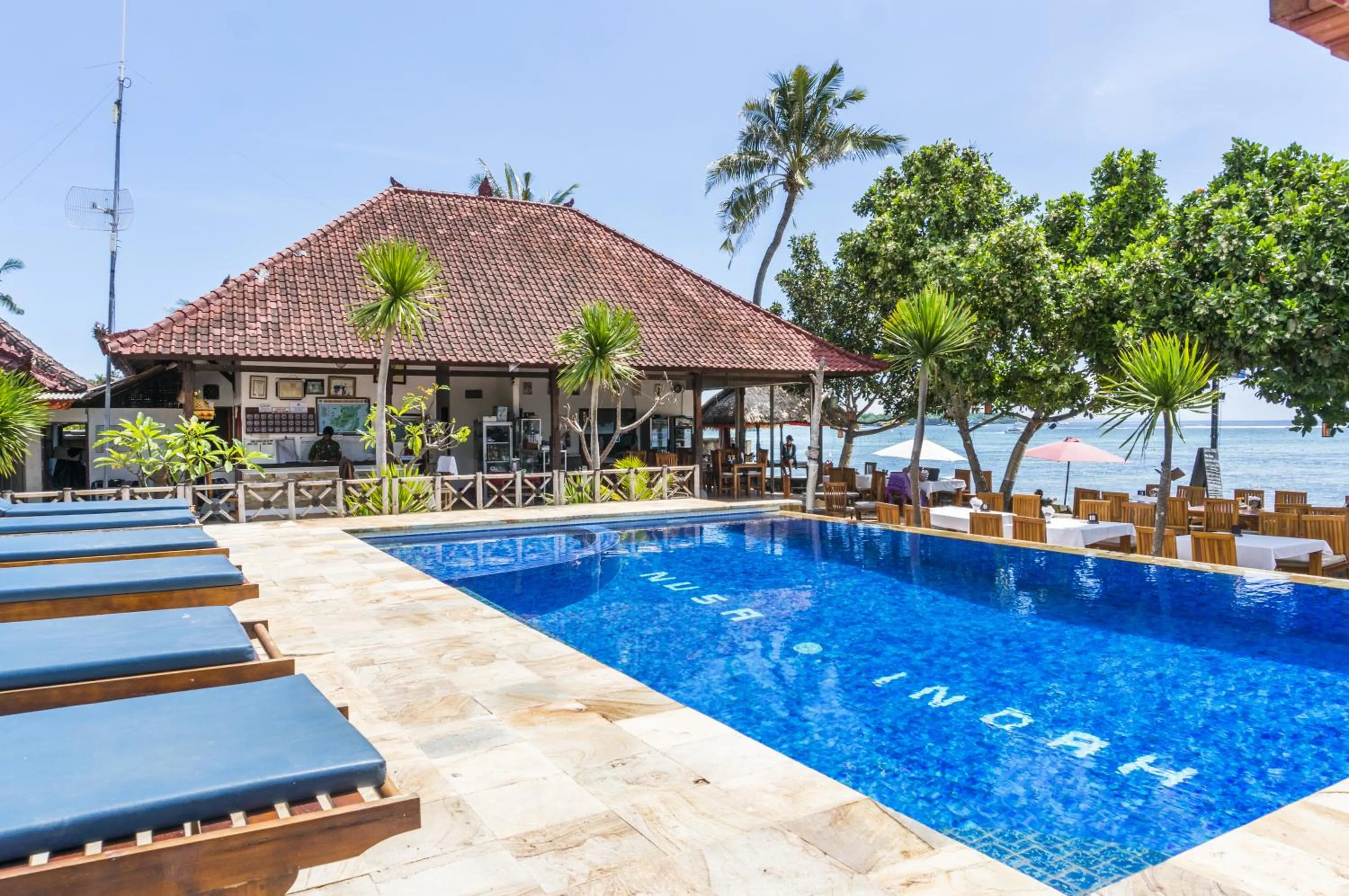 Swimming pool in Nusa Indah Bungalow