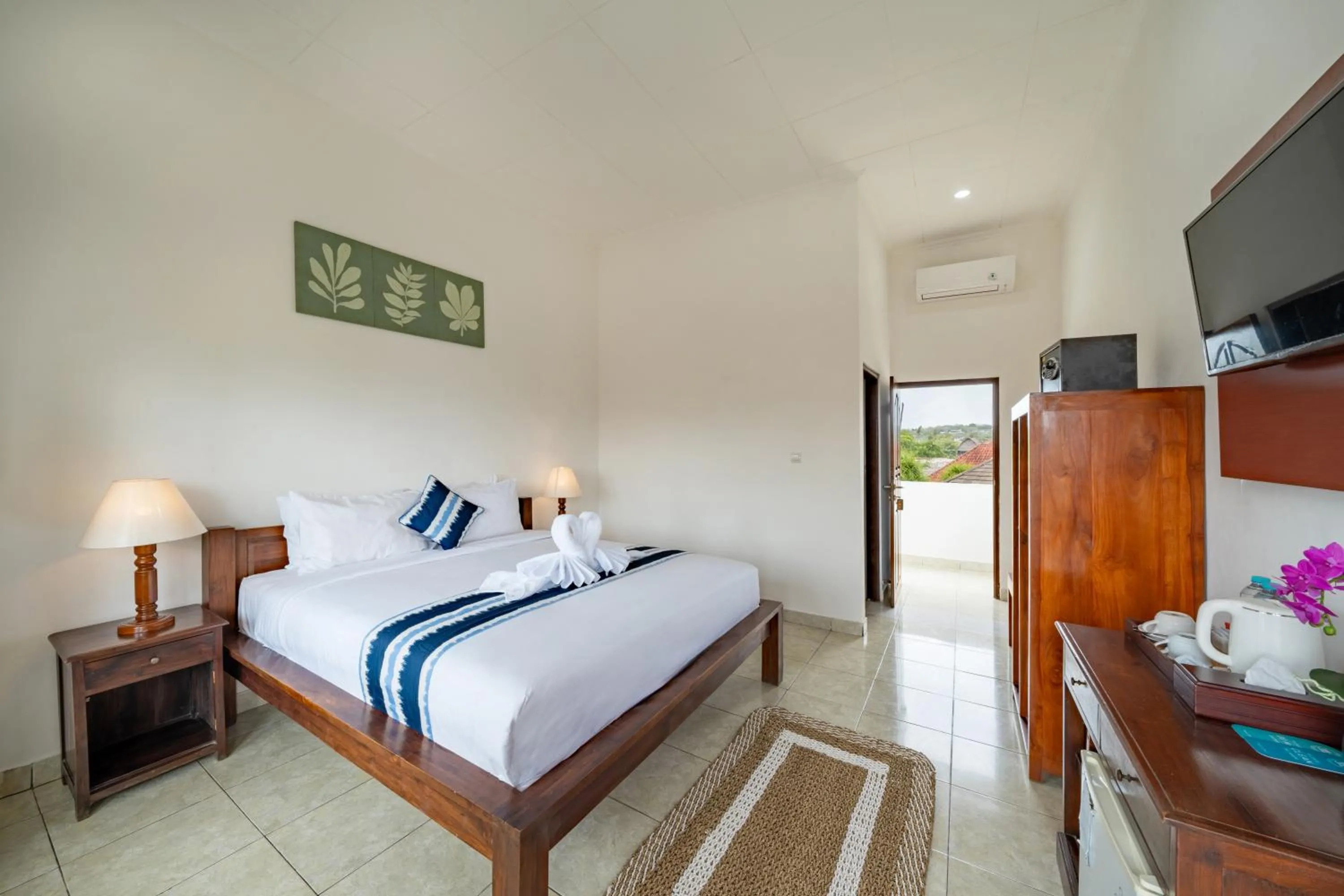 Bed in Nusa Indah Bungalow