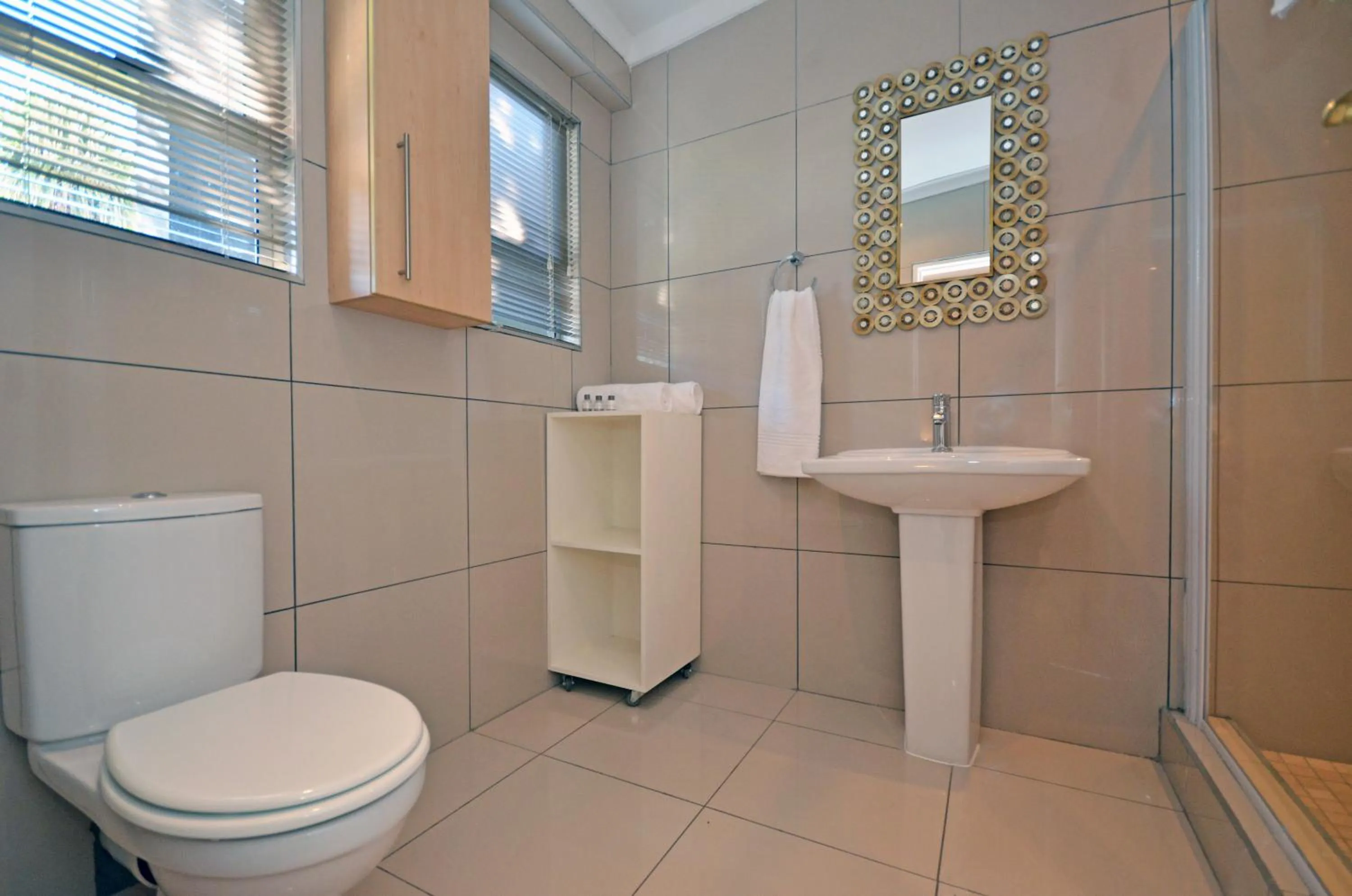 Bathroom in Saffron Guest House