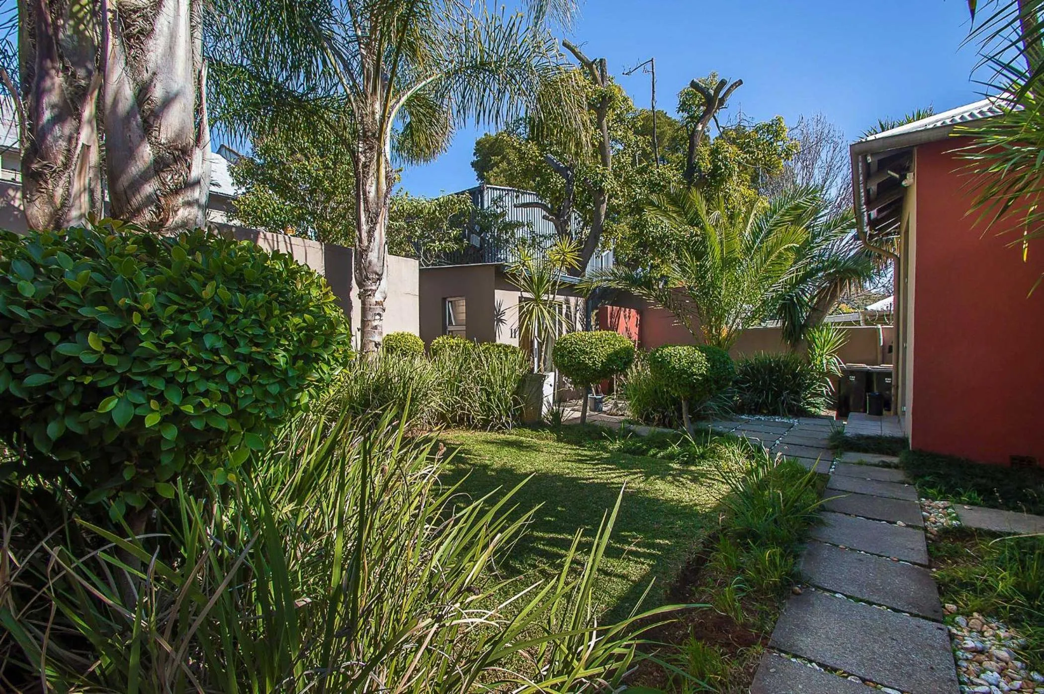 Garden in Saffron Guest House