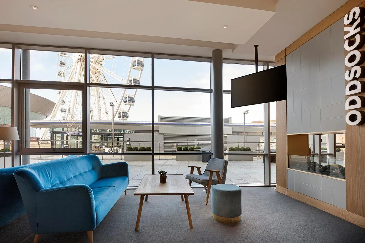 Lobby or reception in Leonardo Hotel Liverpool