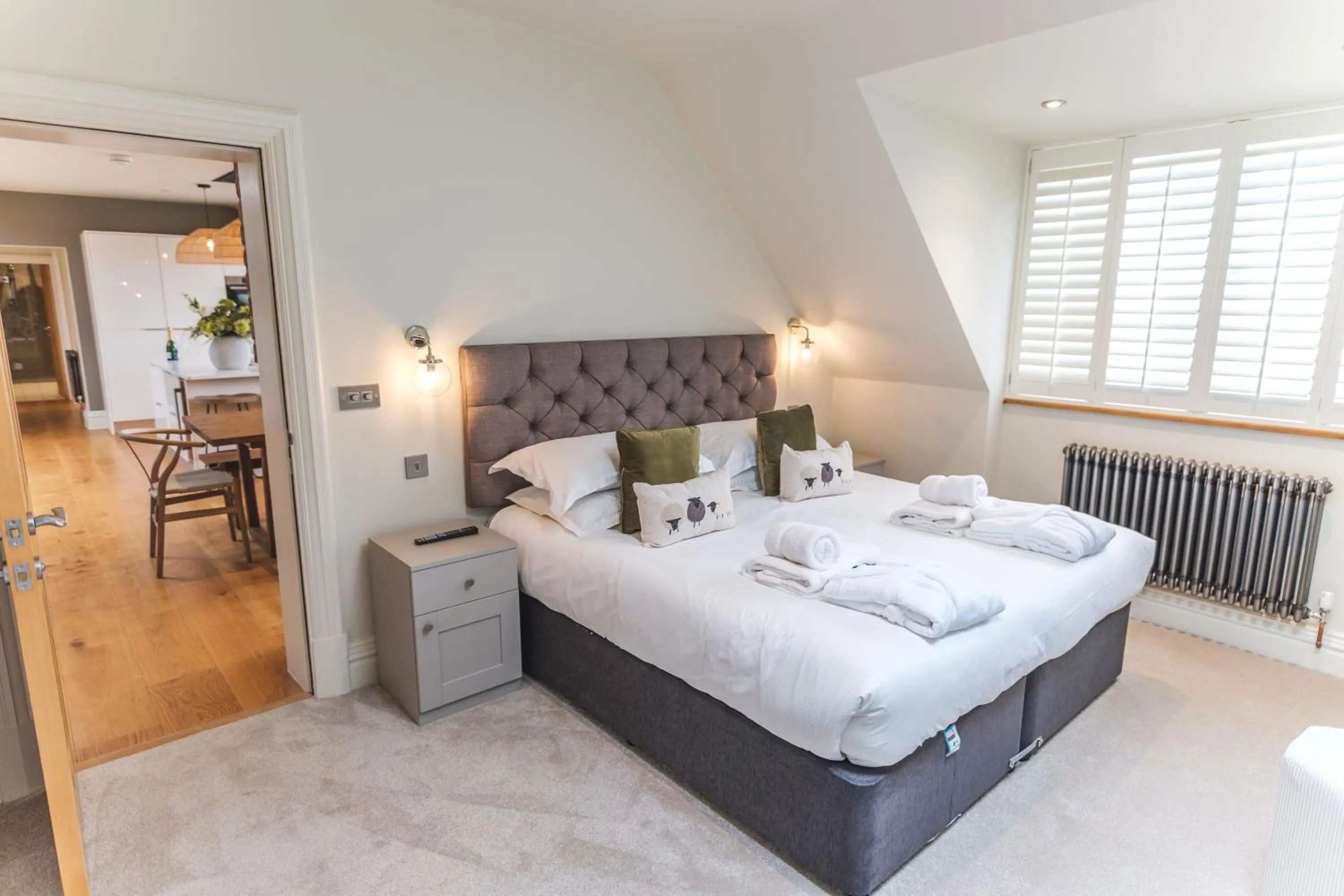 Bed in The Fleece Hotel Richmond