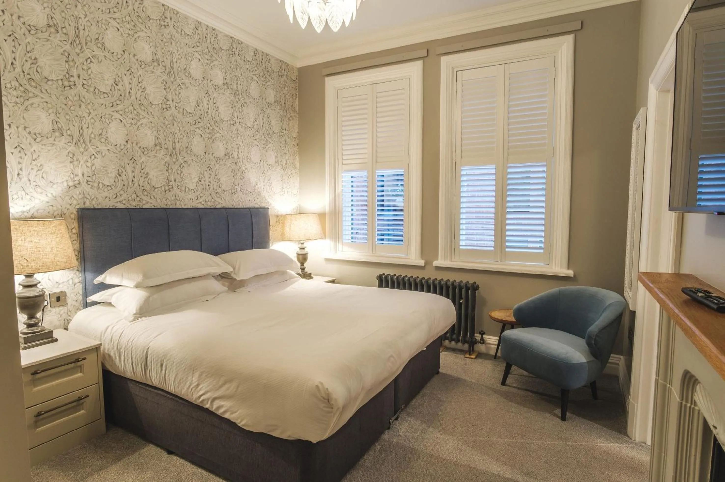 Bed in The Fleece Hotel Richmond