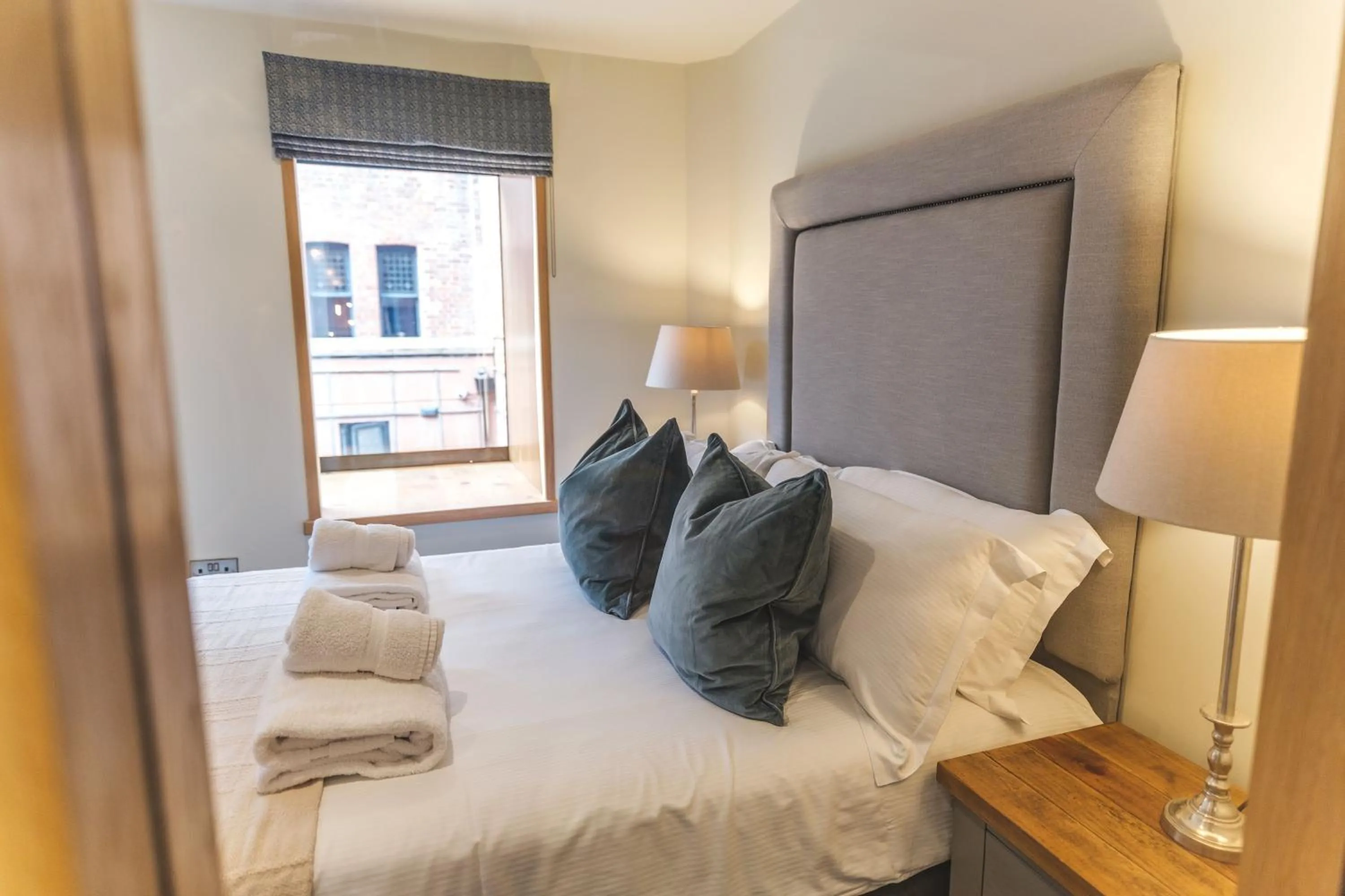 Bed in The Fleece Hotel Richmond